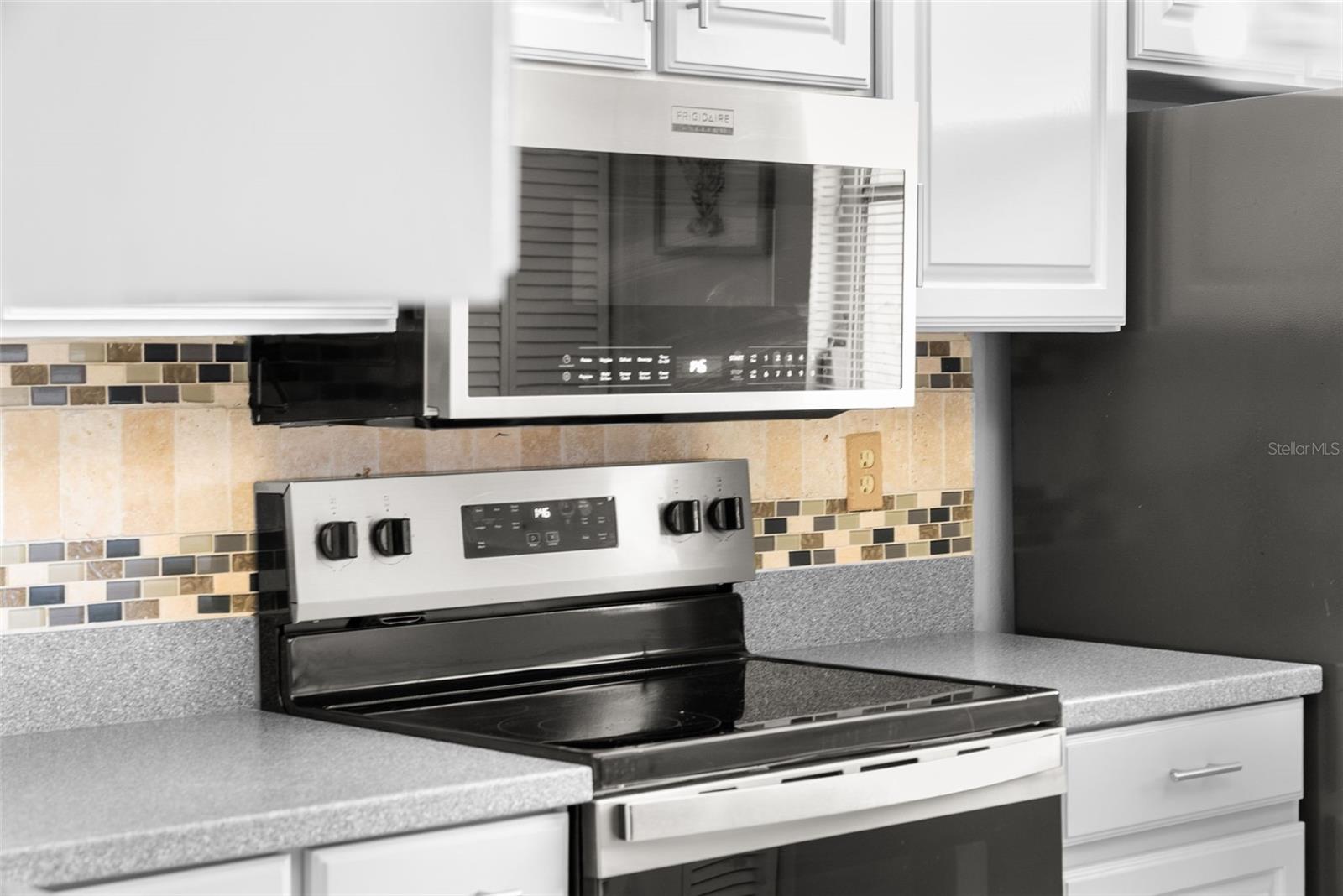 Image 17 of 60 For 3620 Ironwood Circle 406o