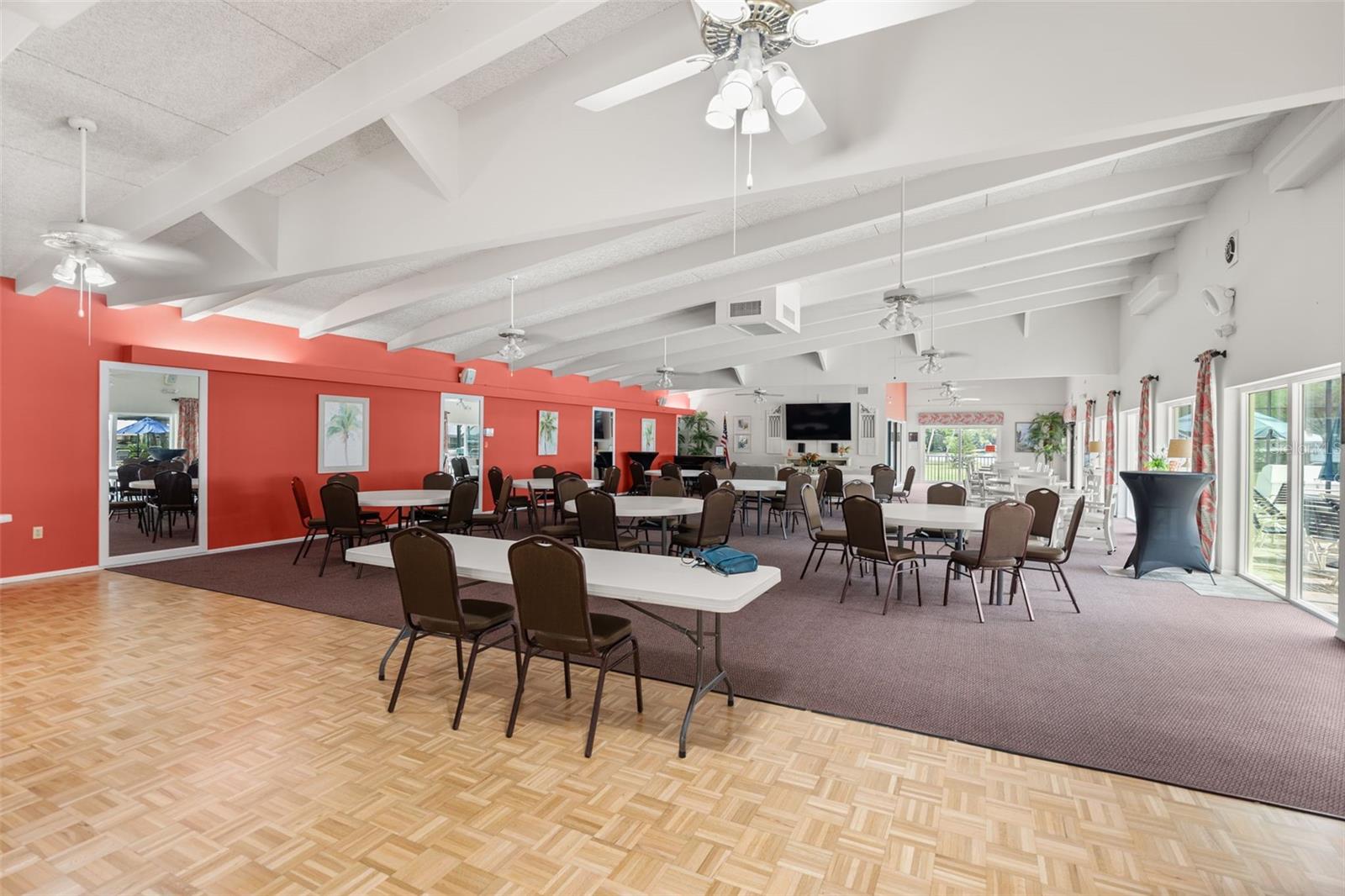 Image 44 of 60 For 3620 Ironwood Circle 406o