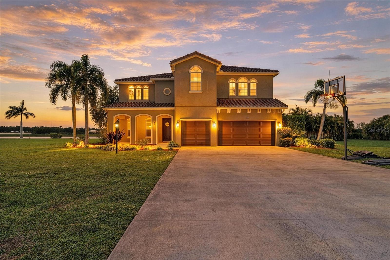 Image 4 of 68 For 8438 Webber Road