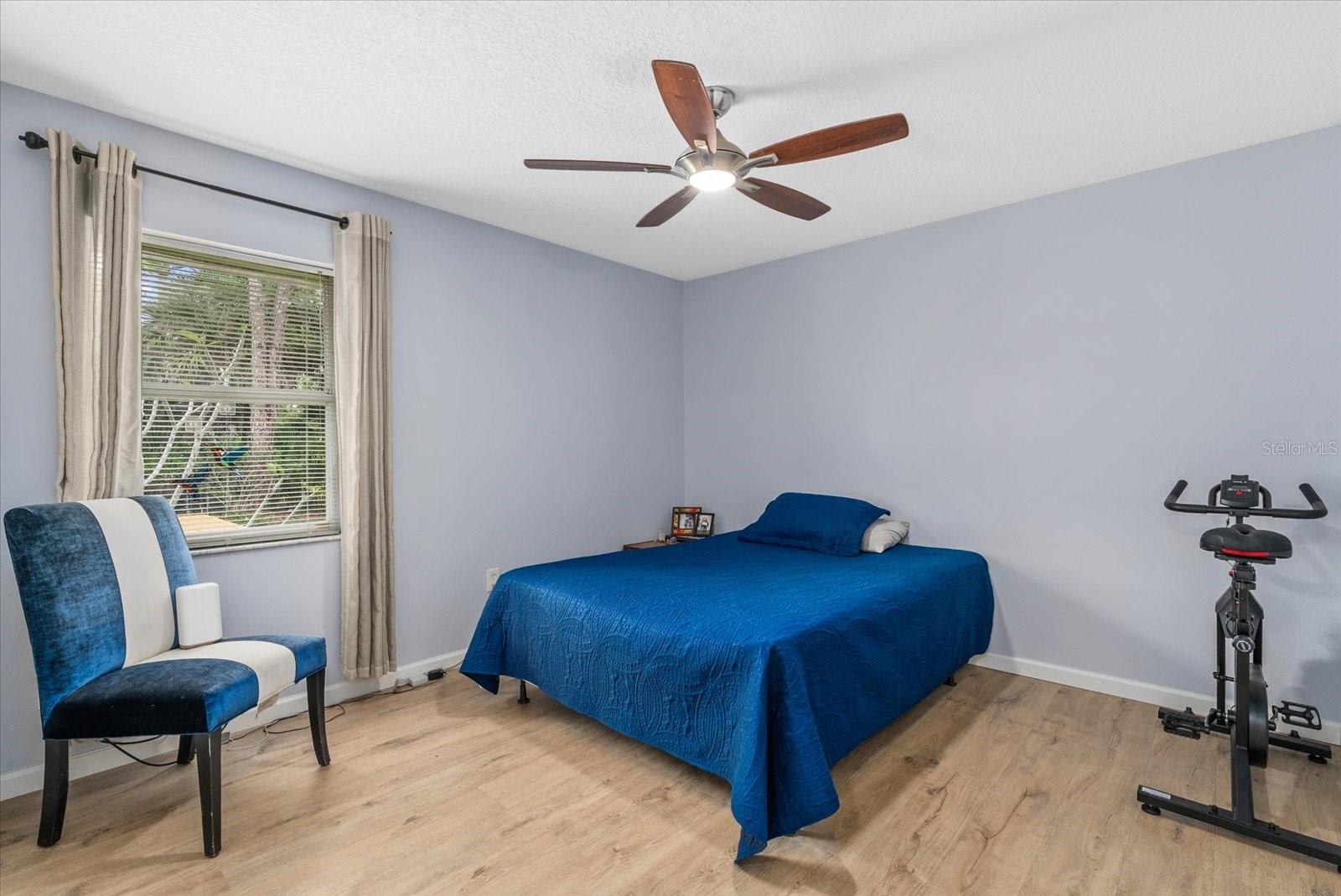 Listing photo id 16 for 2896 Coldwater Lane