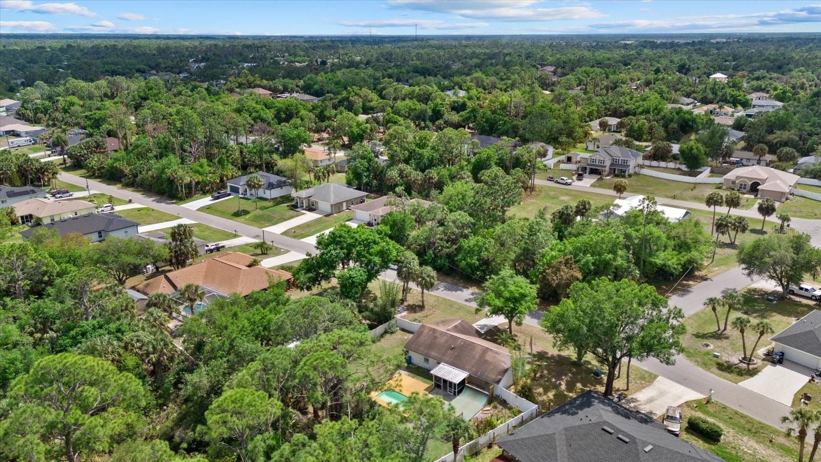 Listing photo id 28 for 2896 Coldwater Lane