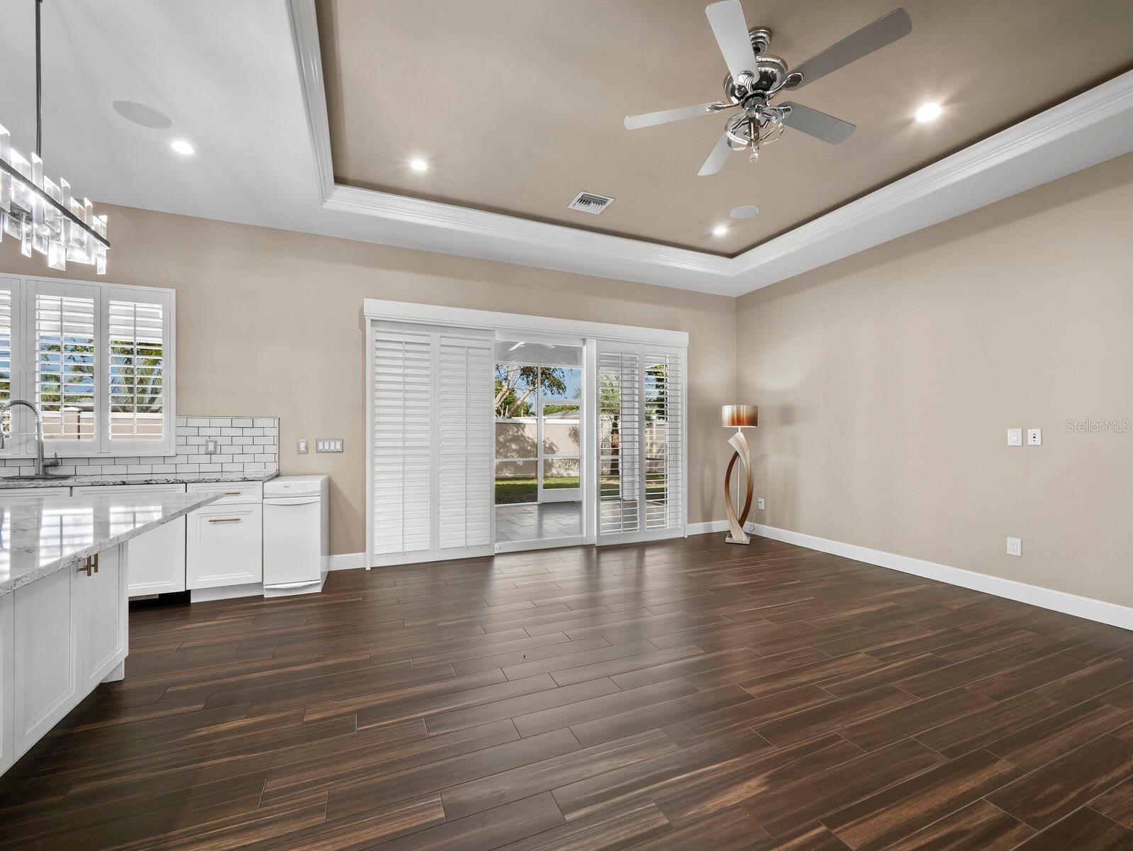 Image 17 of 67 For 5618 Britannia Drive