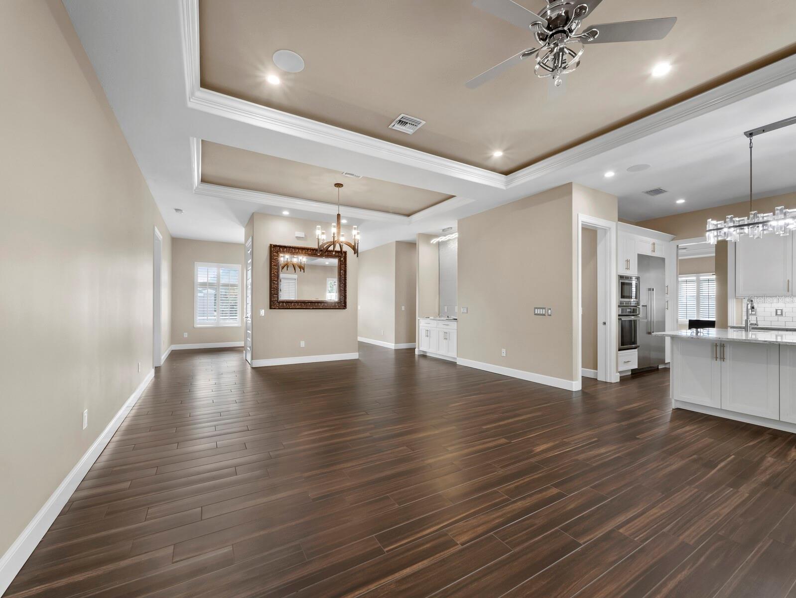 Image 18 of 67 For 5618 Britannia Drive