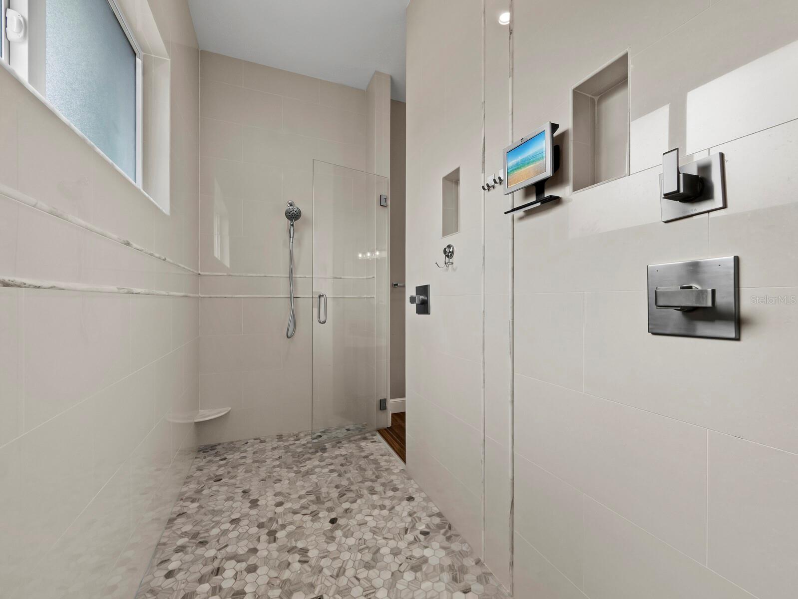 Image 30 of 67 For 5618 Britannia Drive