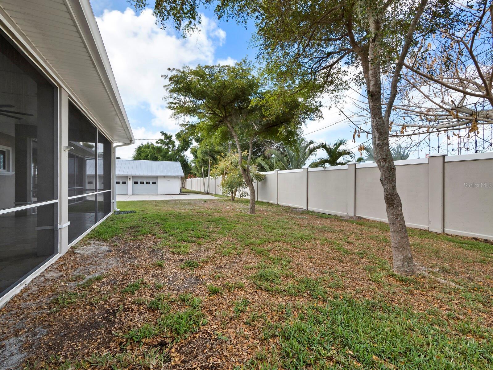 Image 50 of 67 For 5618 Britannia Drive