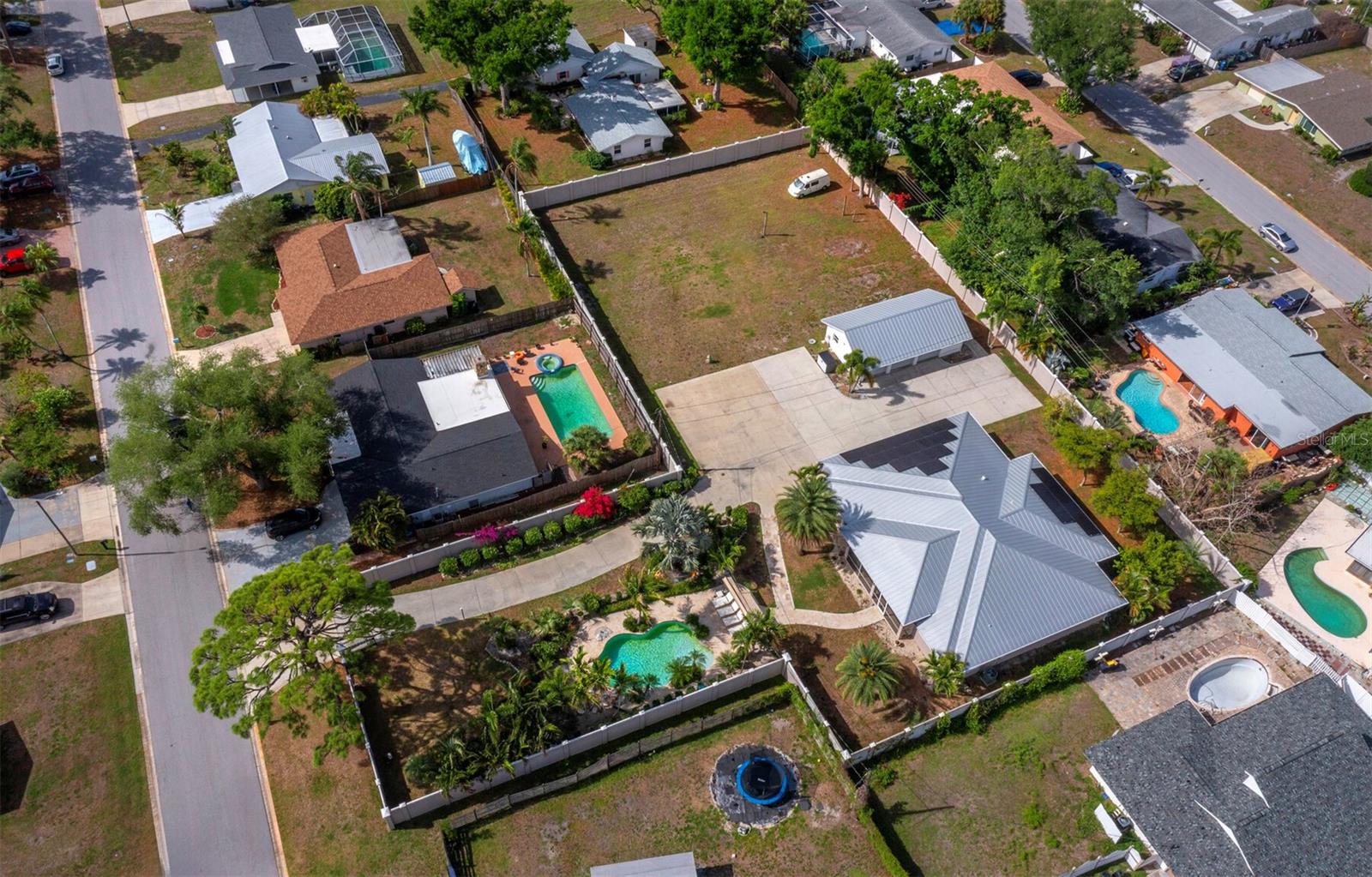 Image 57 of 67 For 5618 Britannia Drive