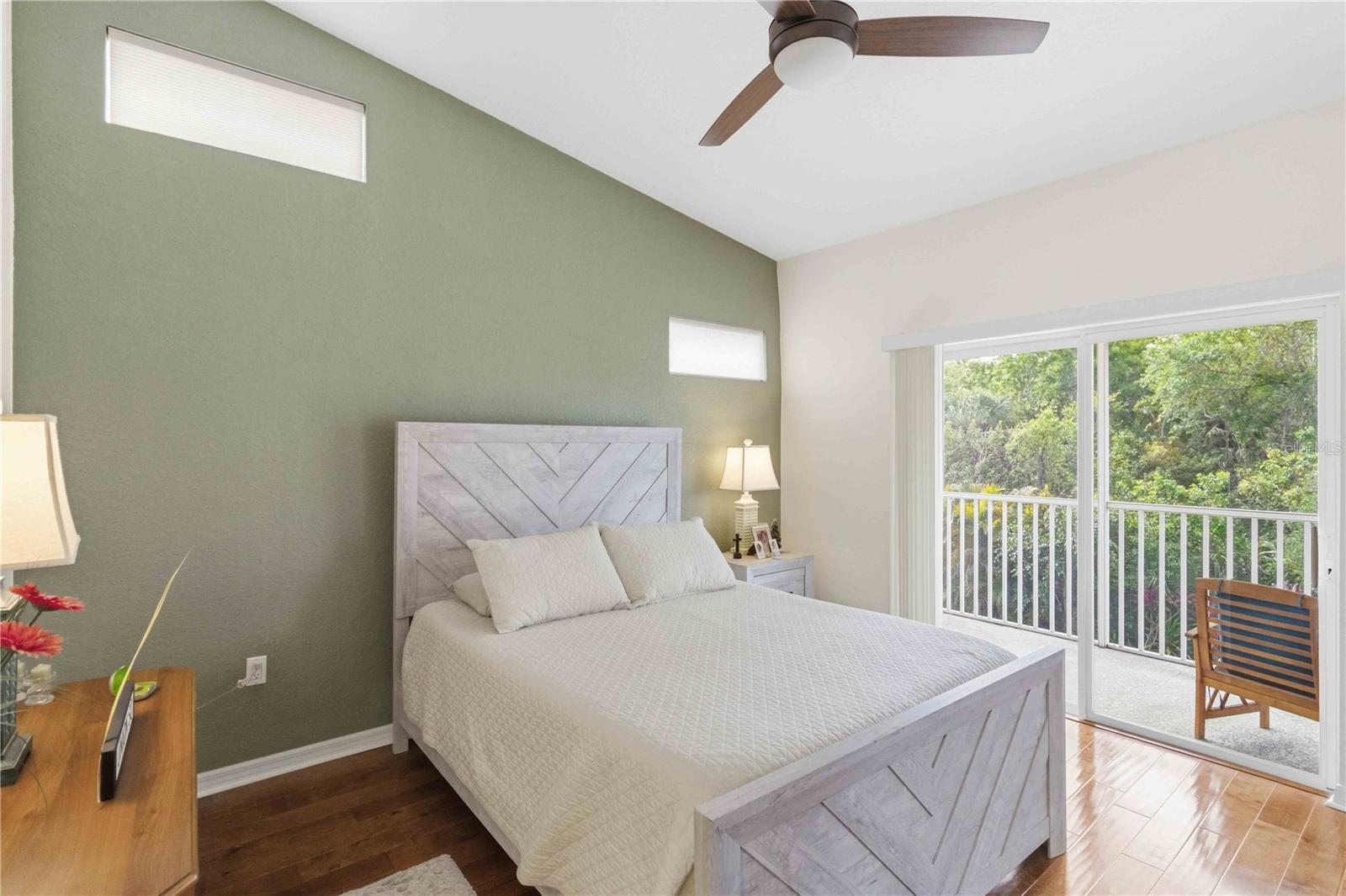 Image 12 of 37 For 7532 Marsh Orchid Circle 201