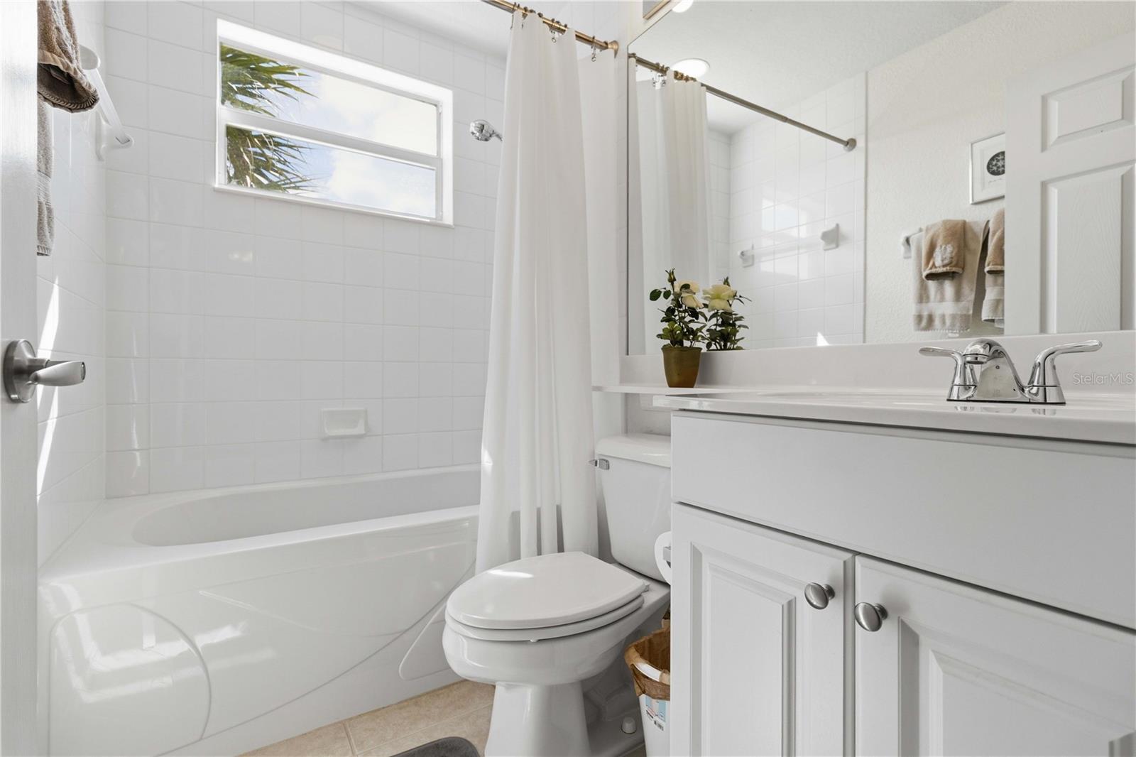 Image 22 of 37 For 7532 Marsh Orchid Circle 201