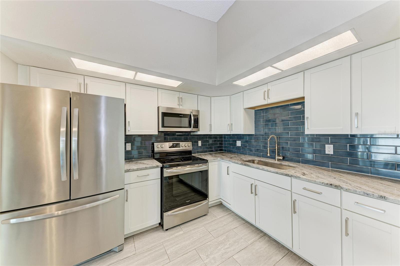 Image 18 of 62 For 4110 39th Ave W