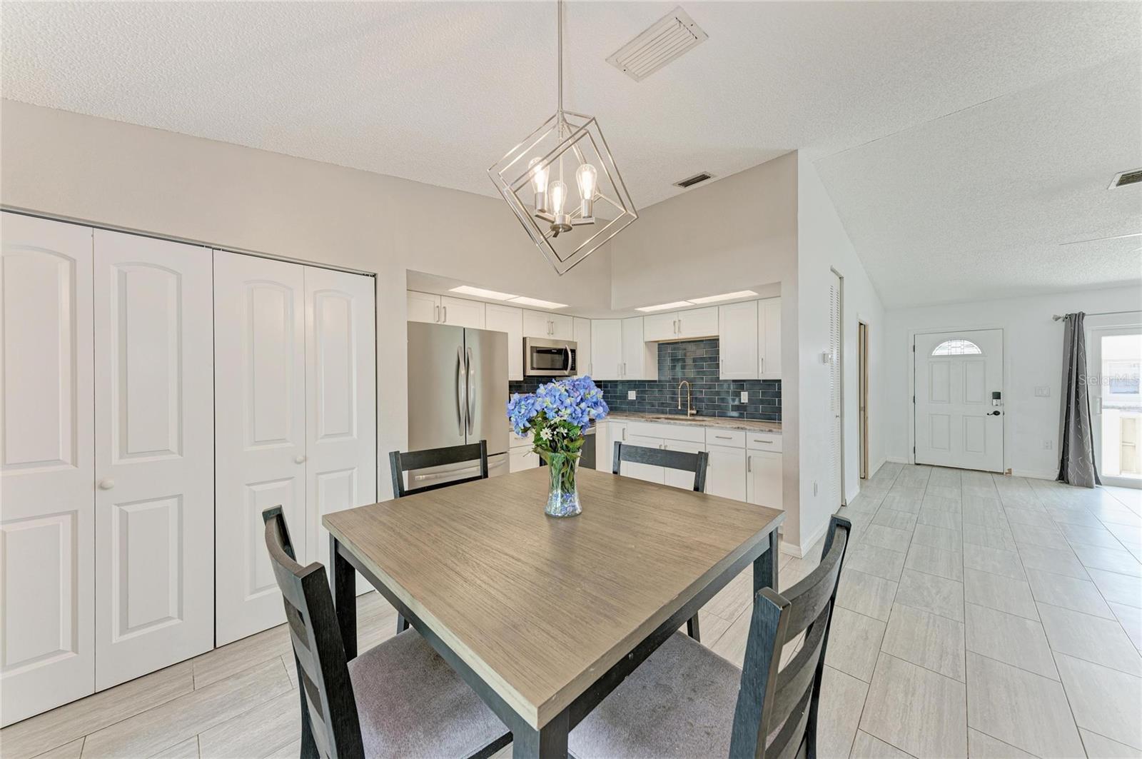 Image 19 of 62 For 4110 39th Ave W