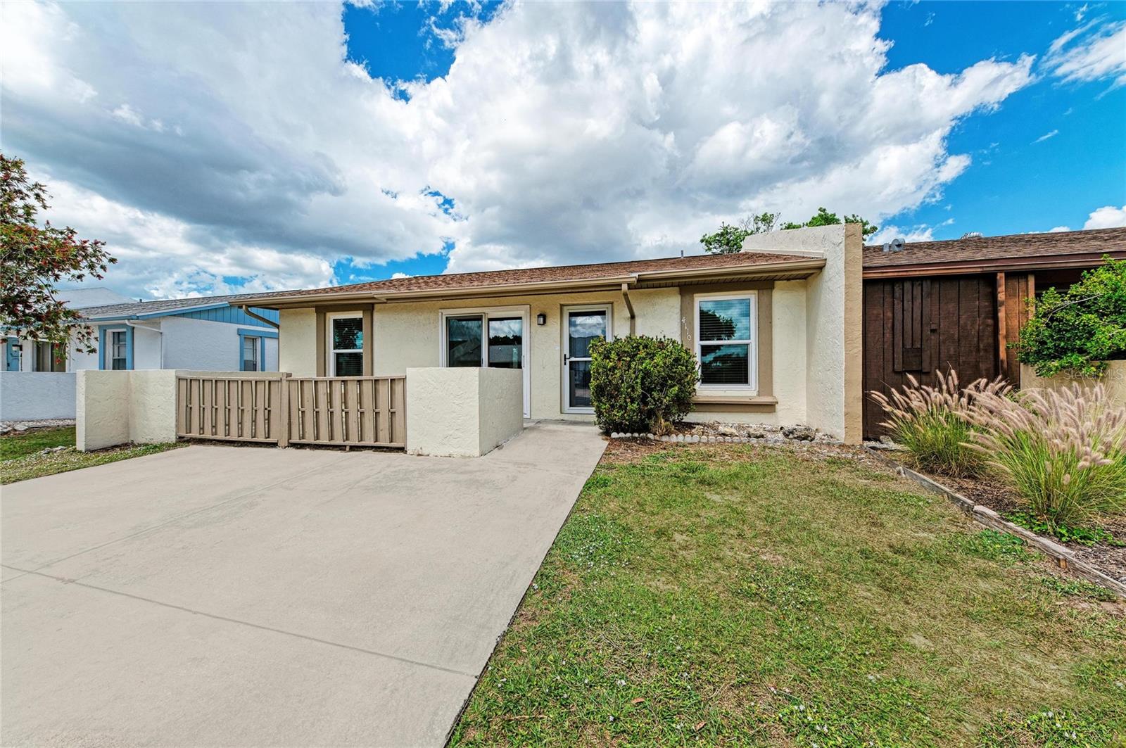 Image 6 of 62 For 4110 39th Ave W