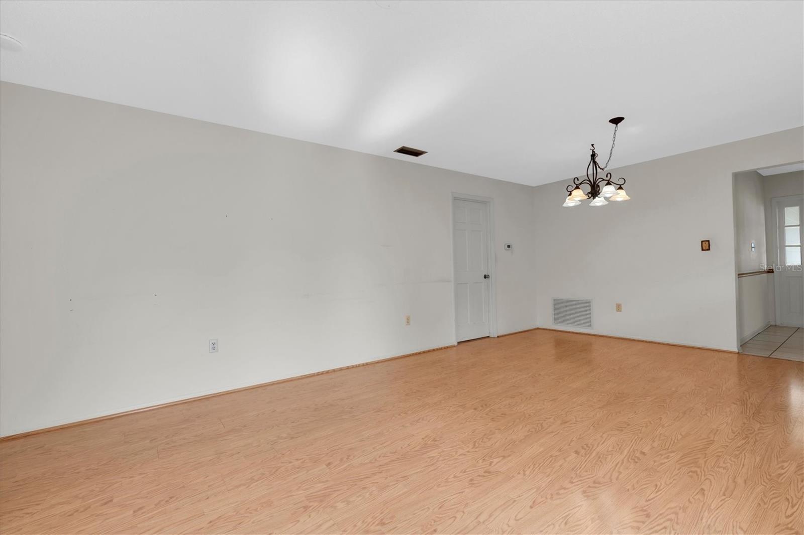 Image 10 of 43 For 5511 10th Avenue Drive W