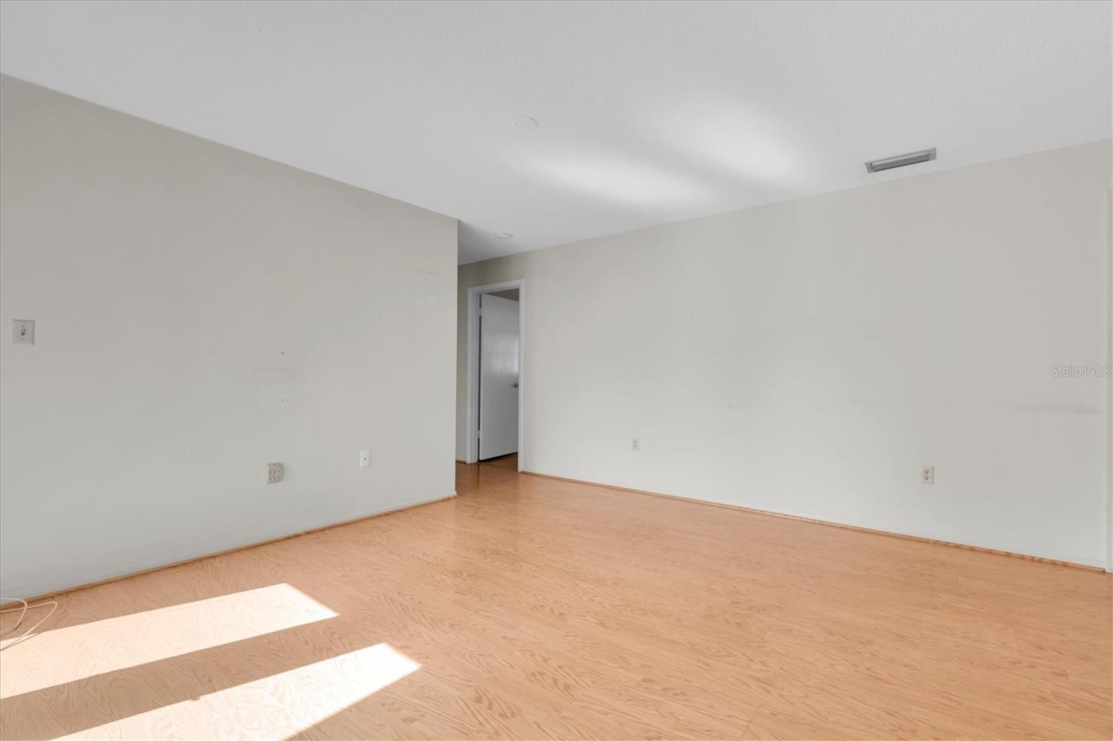 Image 11 of 43 For 5511 10th Avenue Drive W