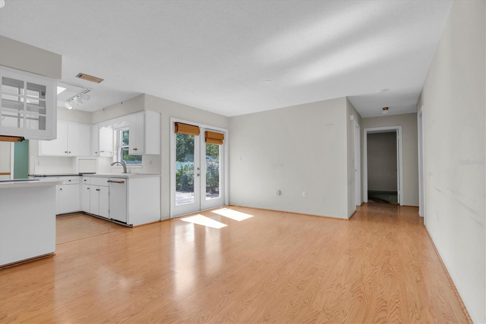 Image 12 of 43 For 5511 10th Avenue Drive W