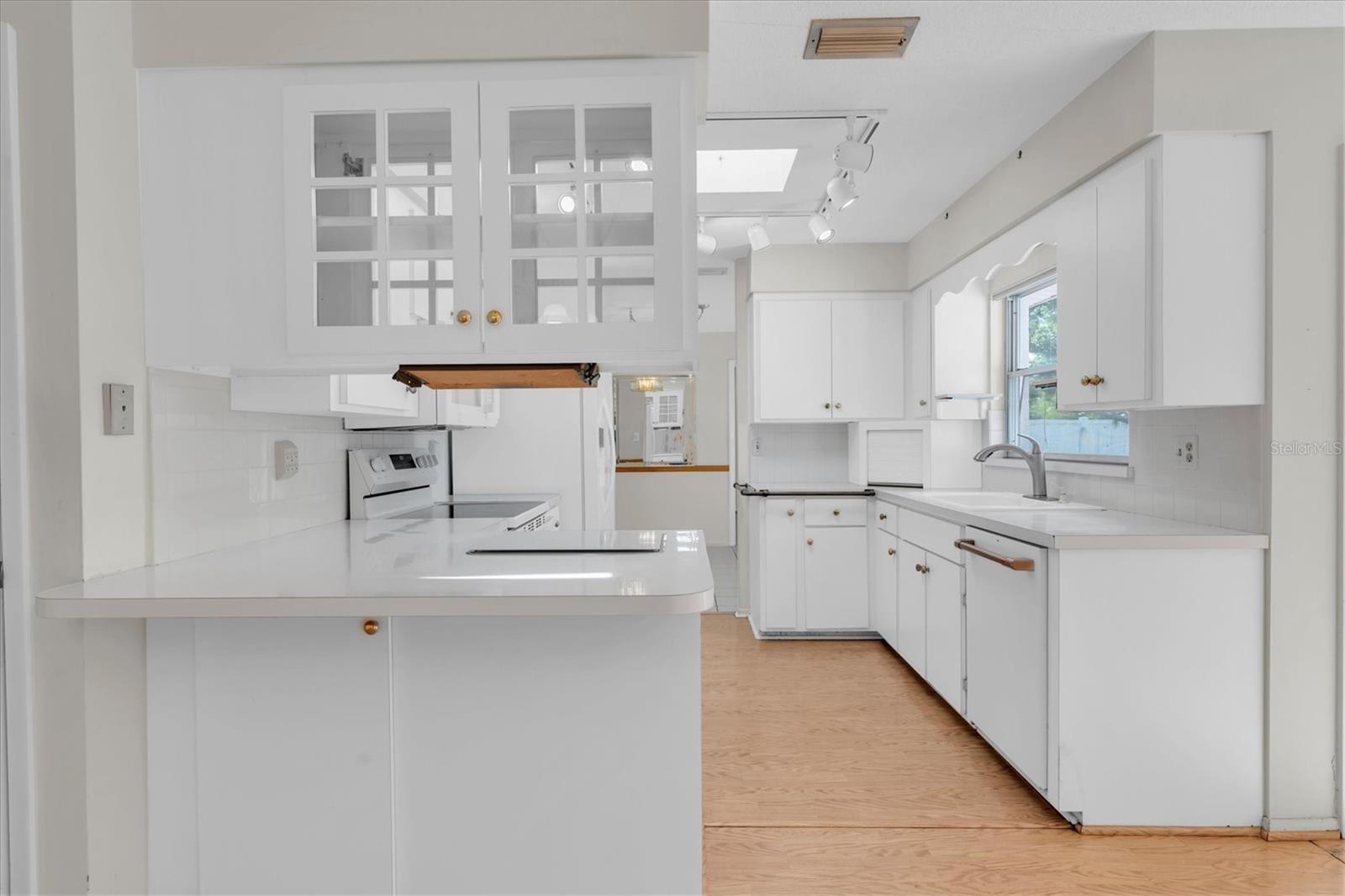 Image 13 of 43 For 5511 10th Avenue Drive W