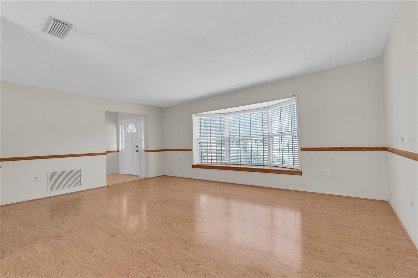 Image 3 of 43 For 5511 10th Avenue Drive W