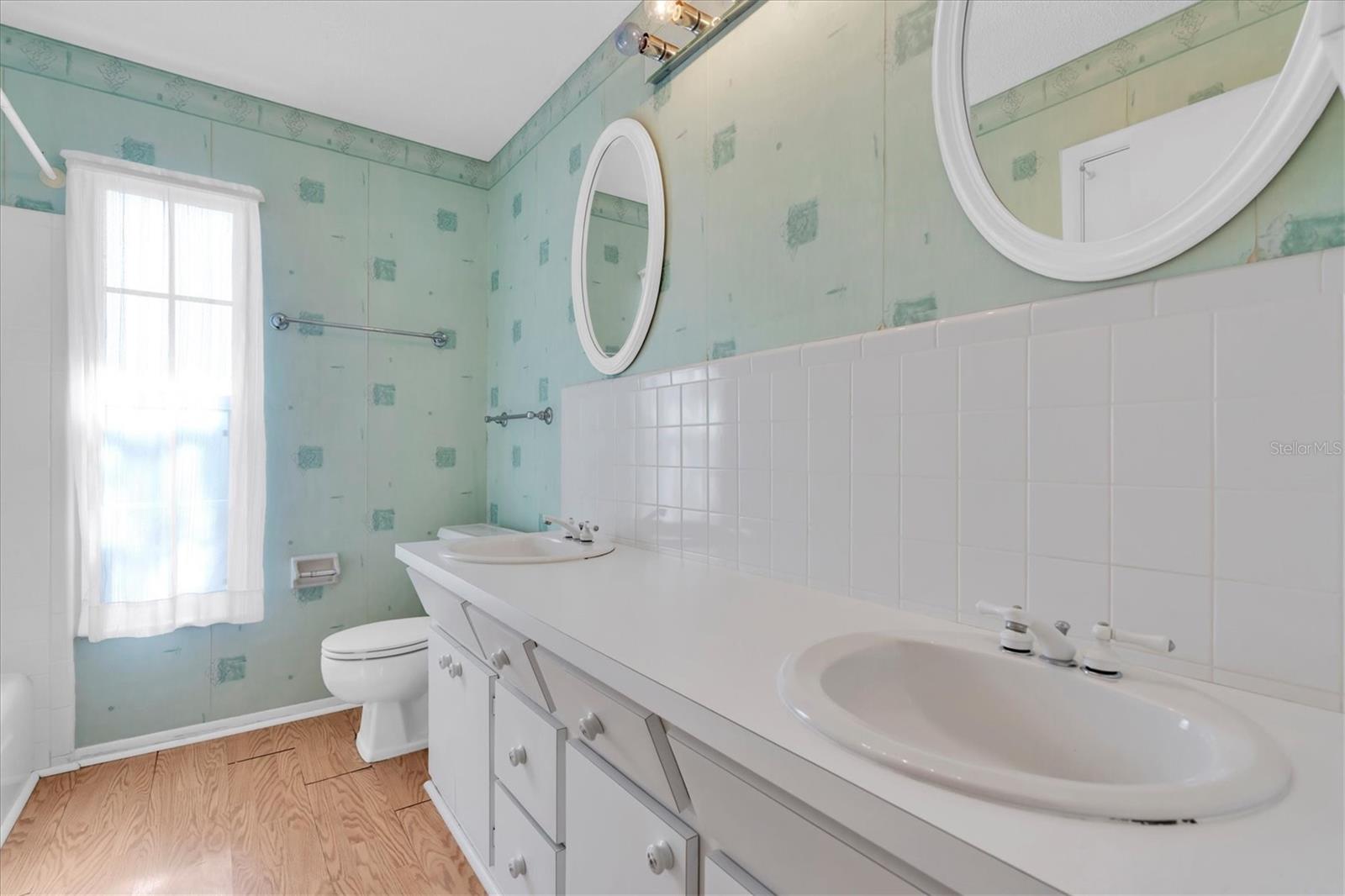 Image 31 of 43 For 5511 10th Avenue Drive W