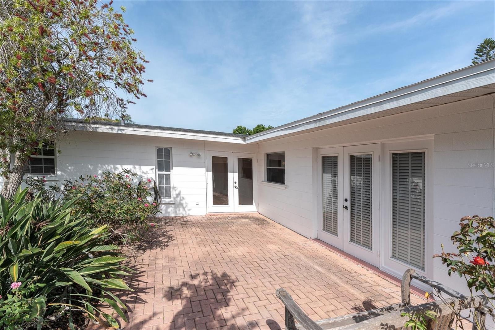 Image 32 of 43 For 5511 10th Avenue Drive W