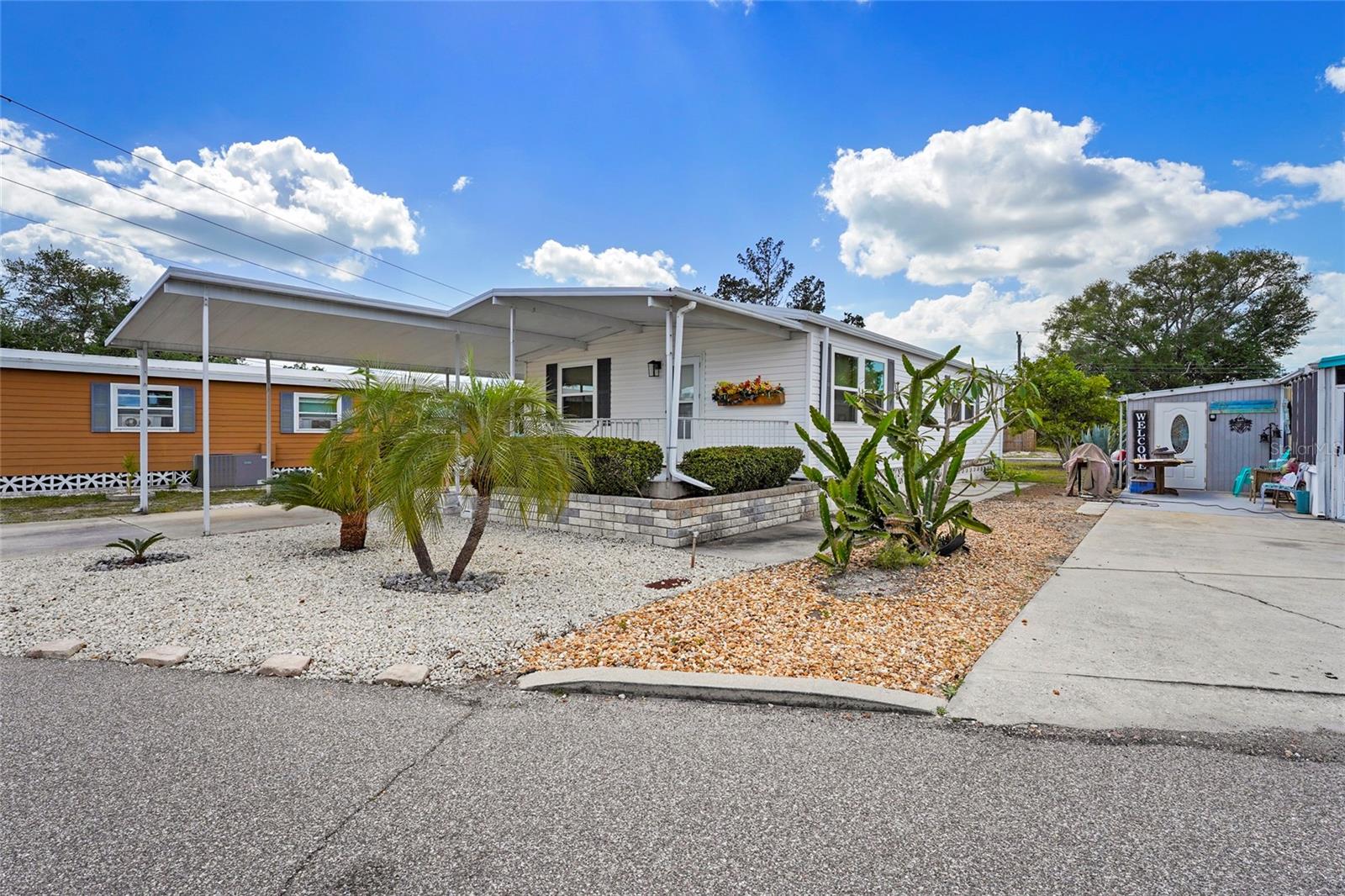 Image 18 of 56 For 6624 Marina Drive