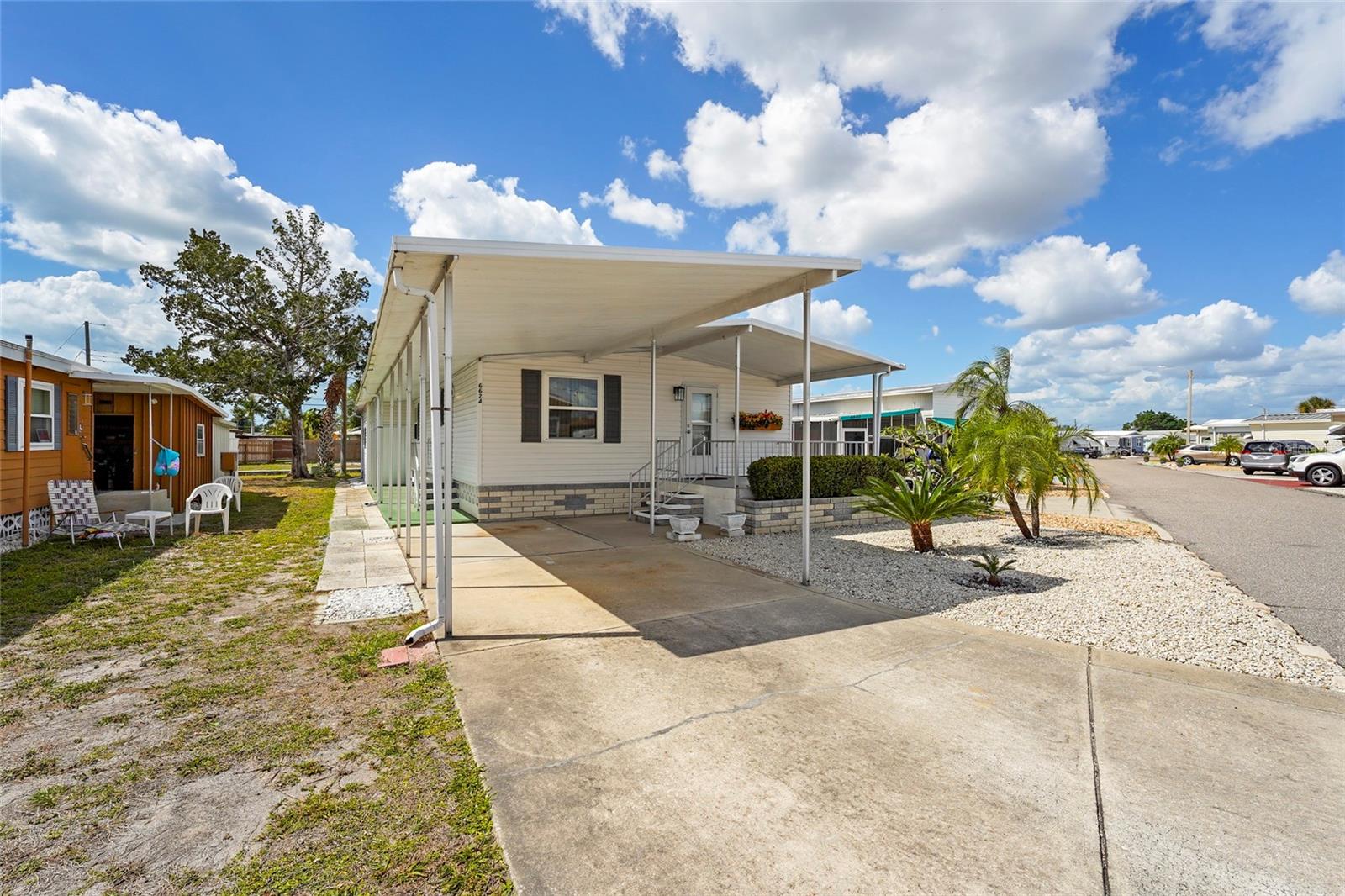 Image 19 of 56 For 6624 Marina Drive
