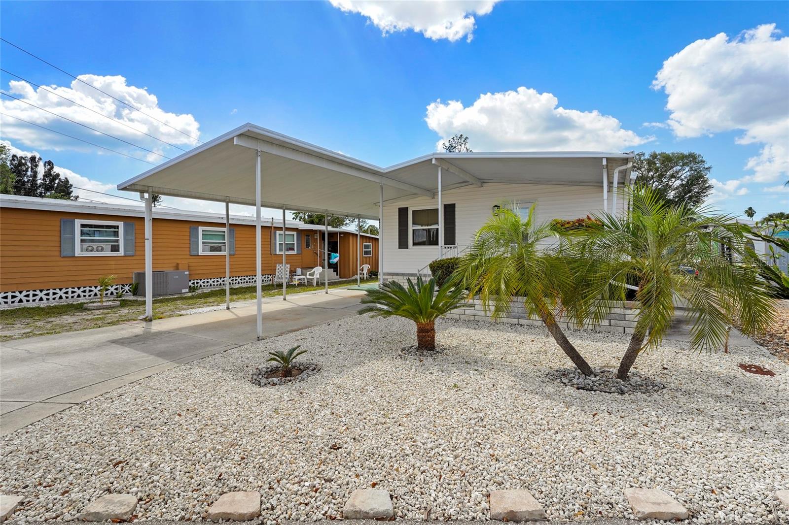 Image 20 of 56 For 6624 Marina Drive