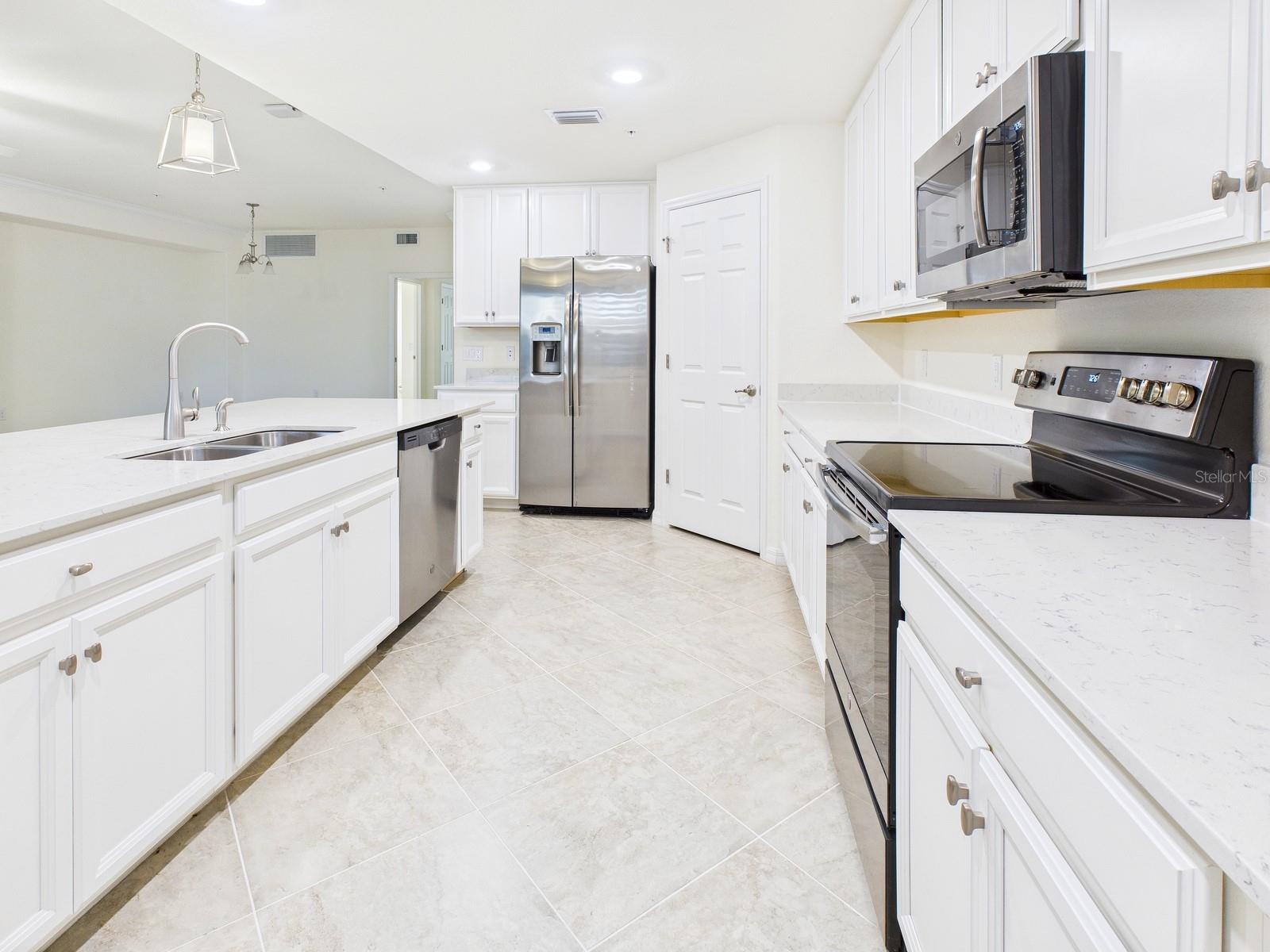 Image 28 of 57 For 12550 Ghiberti Circle 101