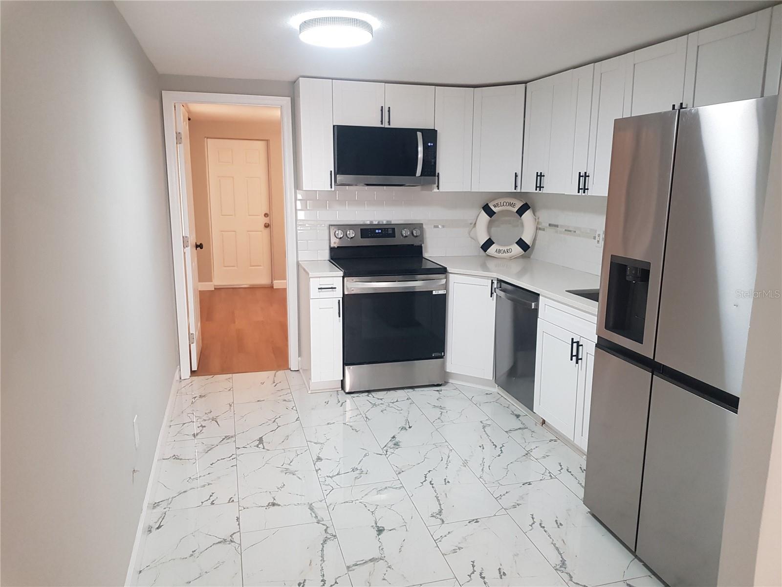 Image 11 of 100 For 311 58th Avenue E