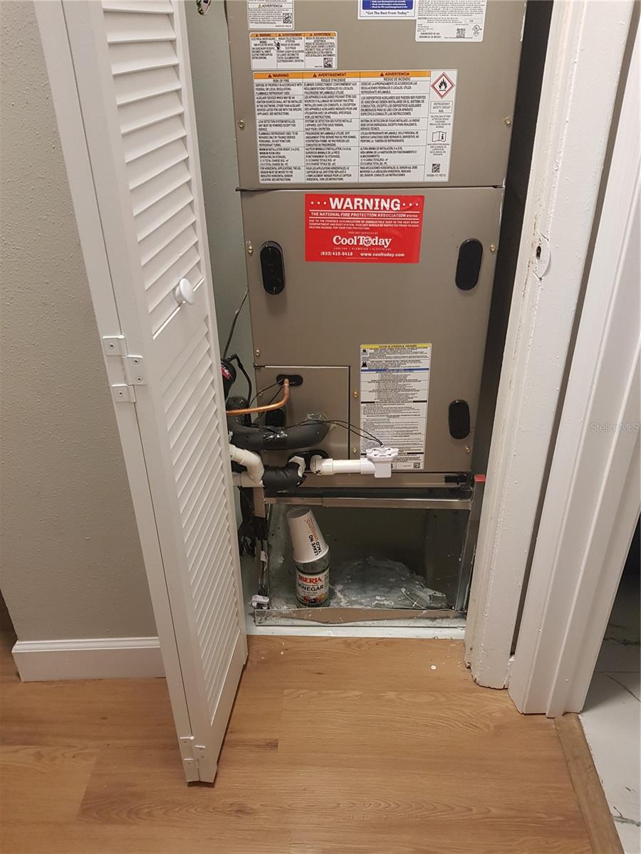 Image 94 of 100 For 311 58th Avenue E