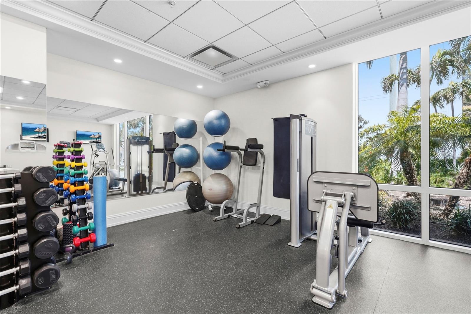 Image 72 of 91 For 2425 Gulf Of Mexico Drive 8c