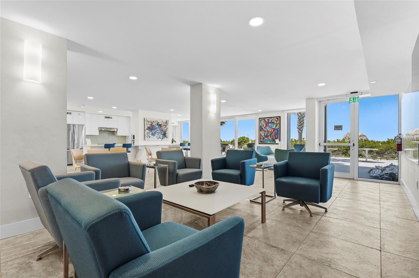 Image 74 of 91 For 2425 Gulf Of Mexico Drive 8c