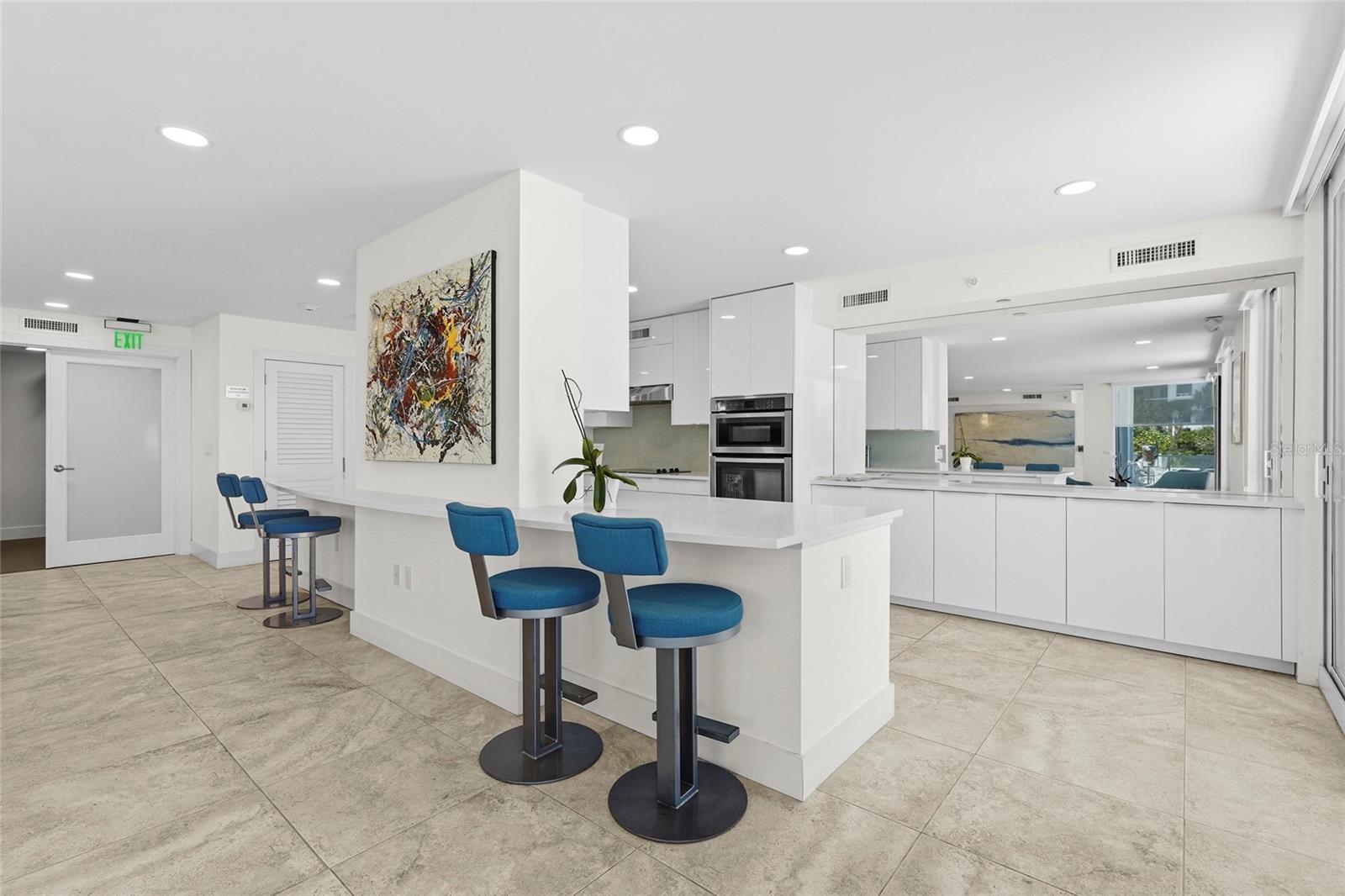 Image 75 of 91 For 2425 Gulf Of Mexico Drive 8c