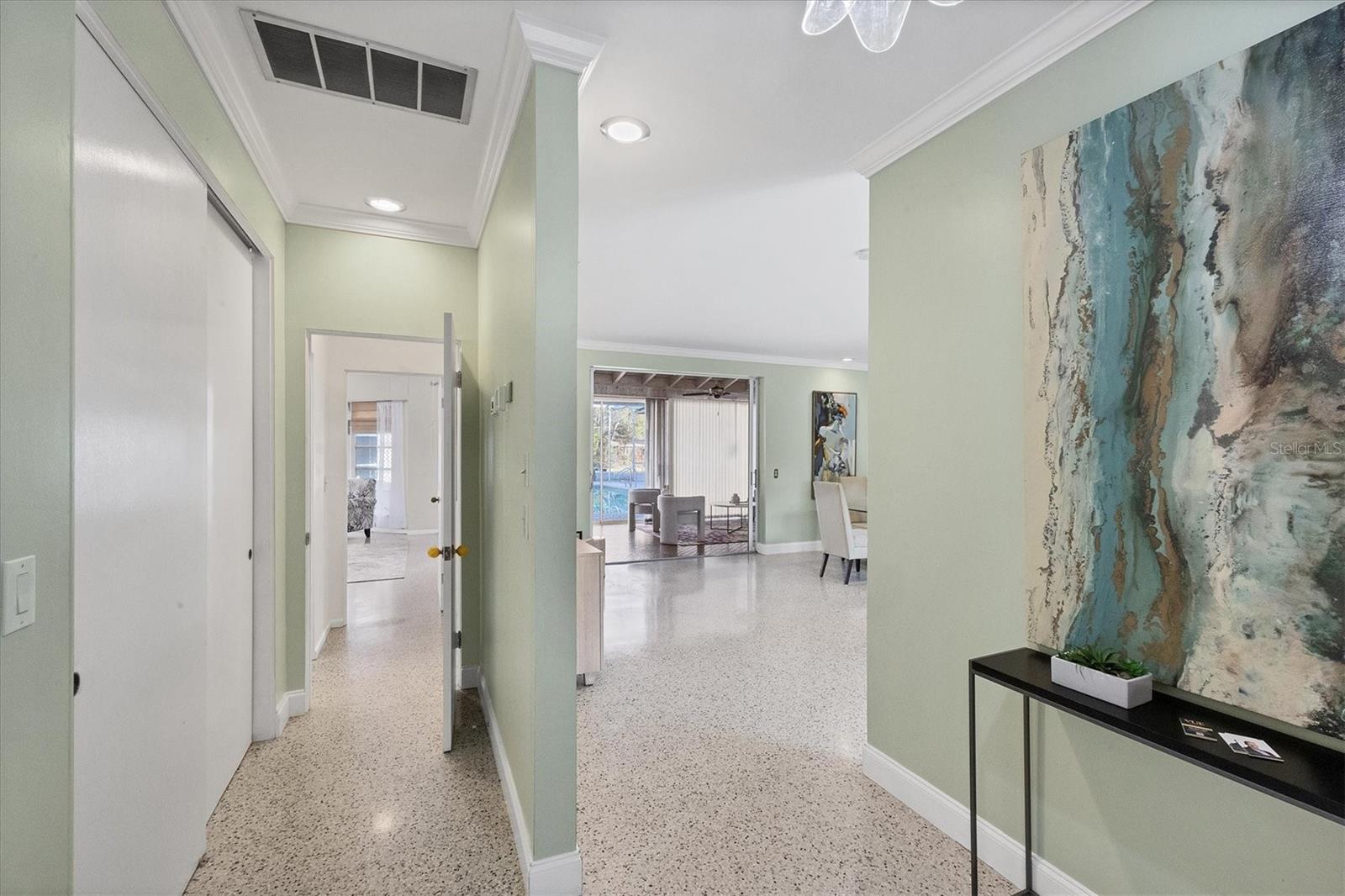 Image 11 of 57 For 2605 Desoto Road