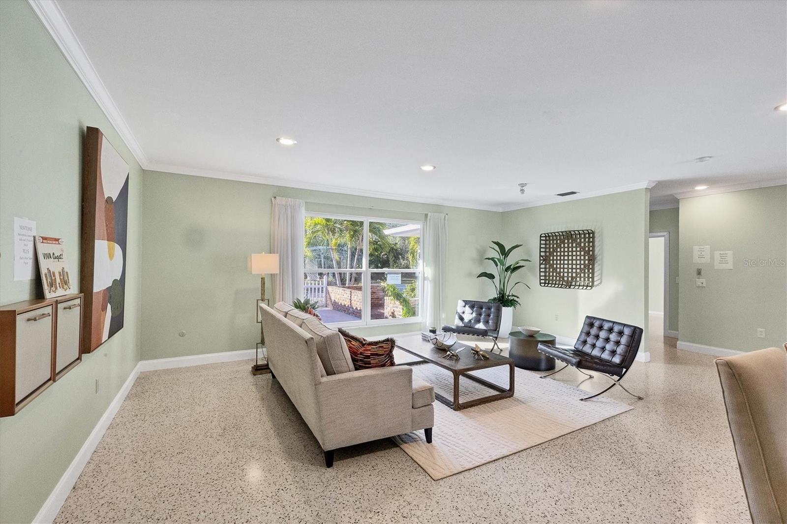 Image 14 of 57 For 2605 Desoto Road