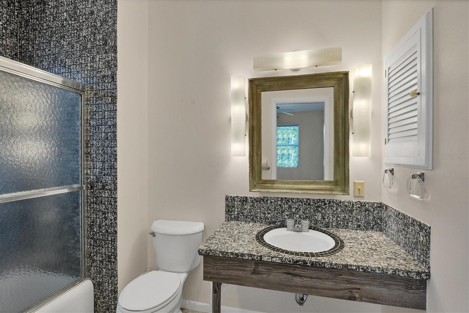 Image 29 of 57 For 2605 Desoto Road