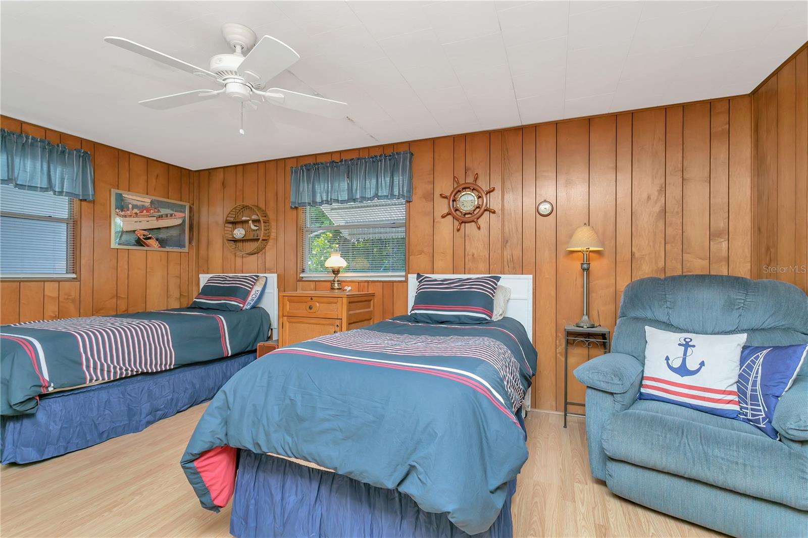 Image 17 of 58 For 3208 Oakwood Boulevard S