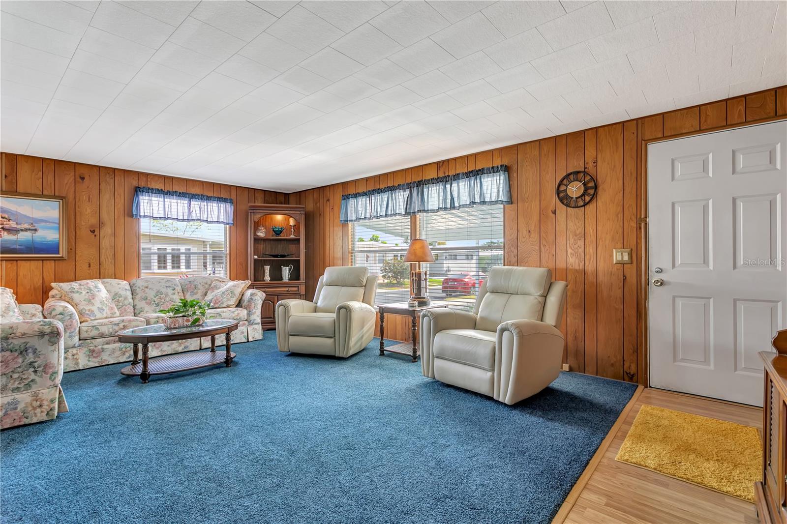 Image 2 of 58 For 3208 Oakwood Boulevard S