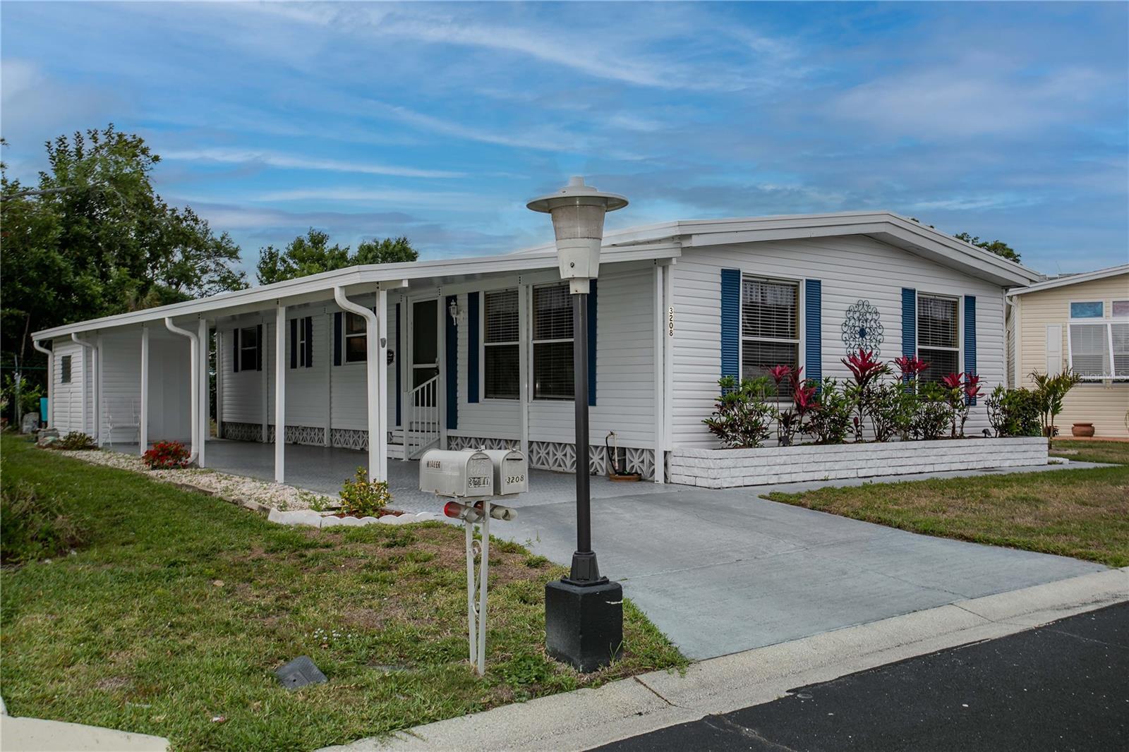 Image 21 of 58 For 3208 Oakwood Boulevard S