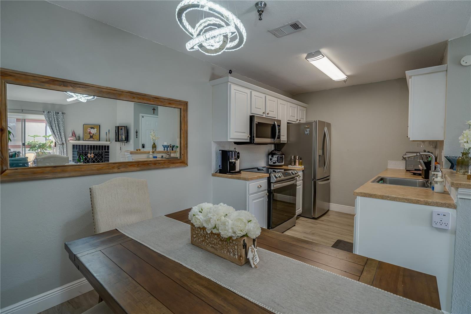 Image 22 of 44 For 10263 Gandy Boulevard N 2106