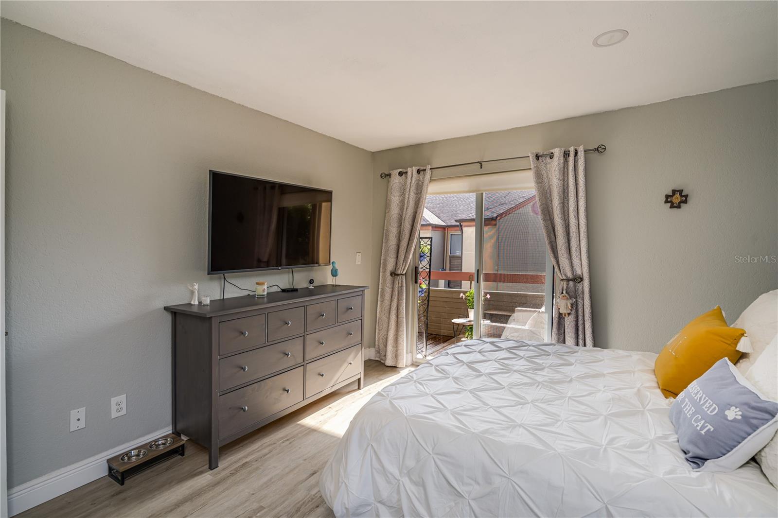 Image 27 of 44 For 10263 Gandy Boulevard N 2106