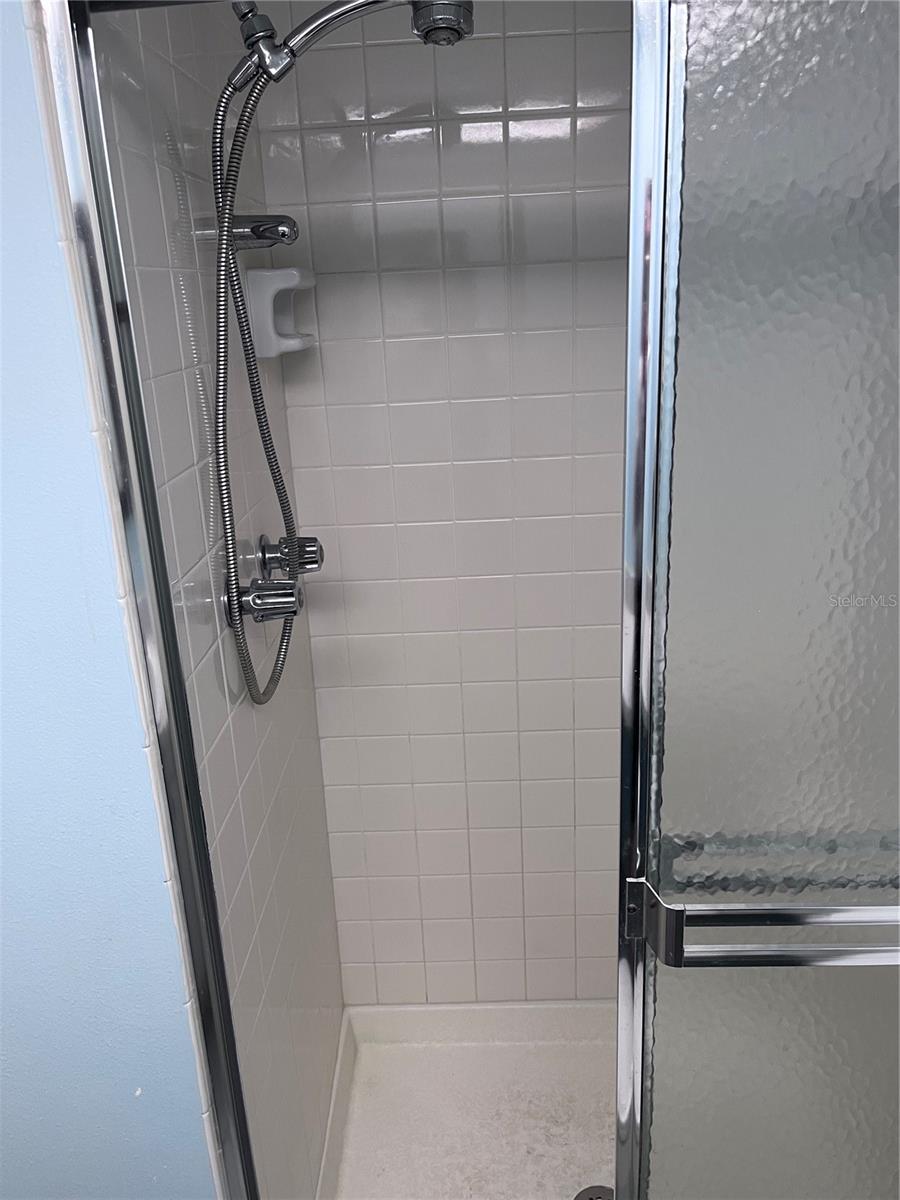 Image 16 of 30 For 315 30th Avenue W B203