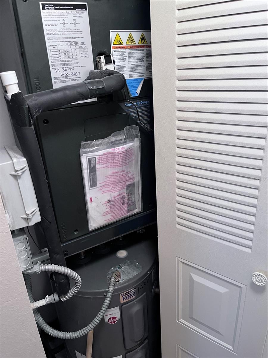 Image 17 of 30 For 315 30th Avenue W B203