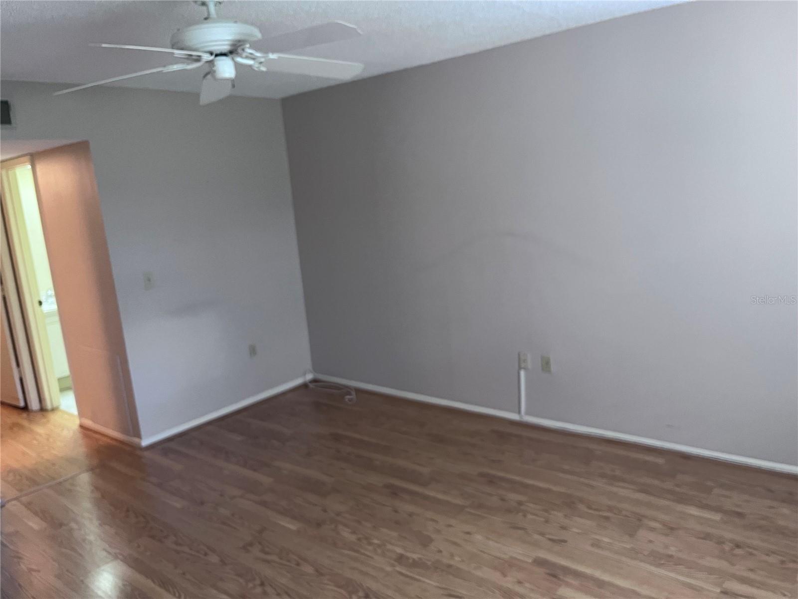 Image 9 of 30 For 315 30th Avenue W B203