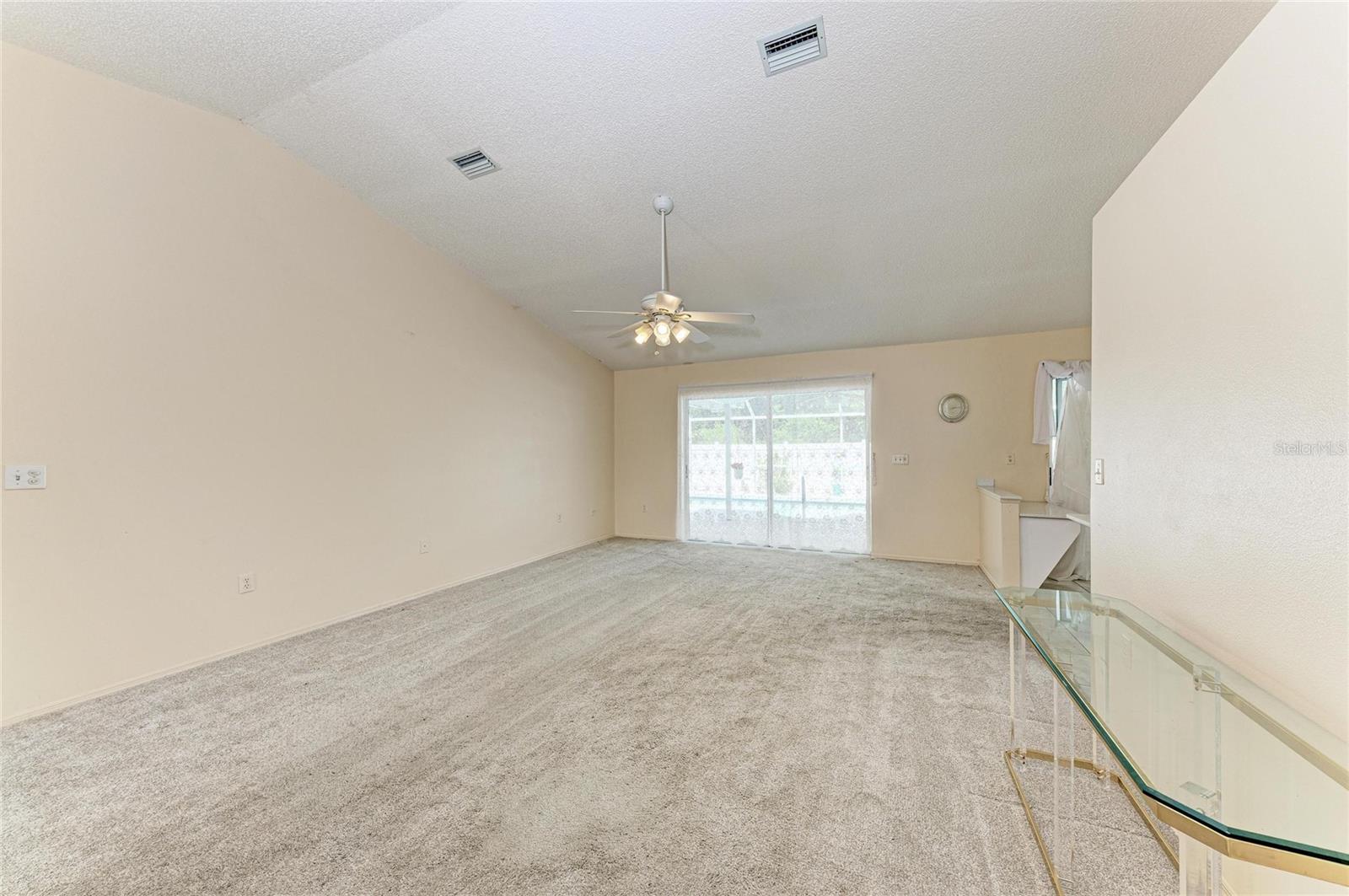 Image 10 of 40 For 4916 32nd Avenue Drive W