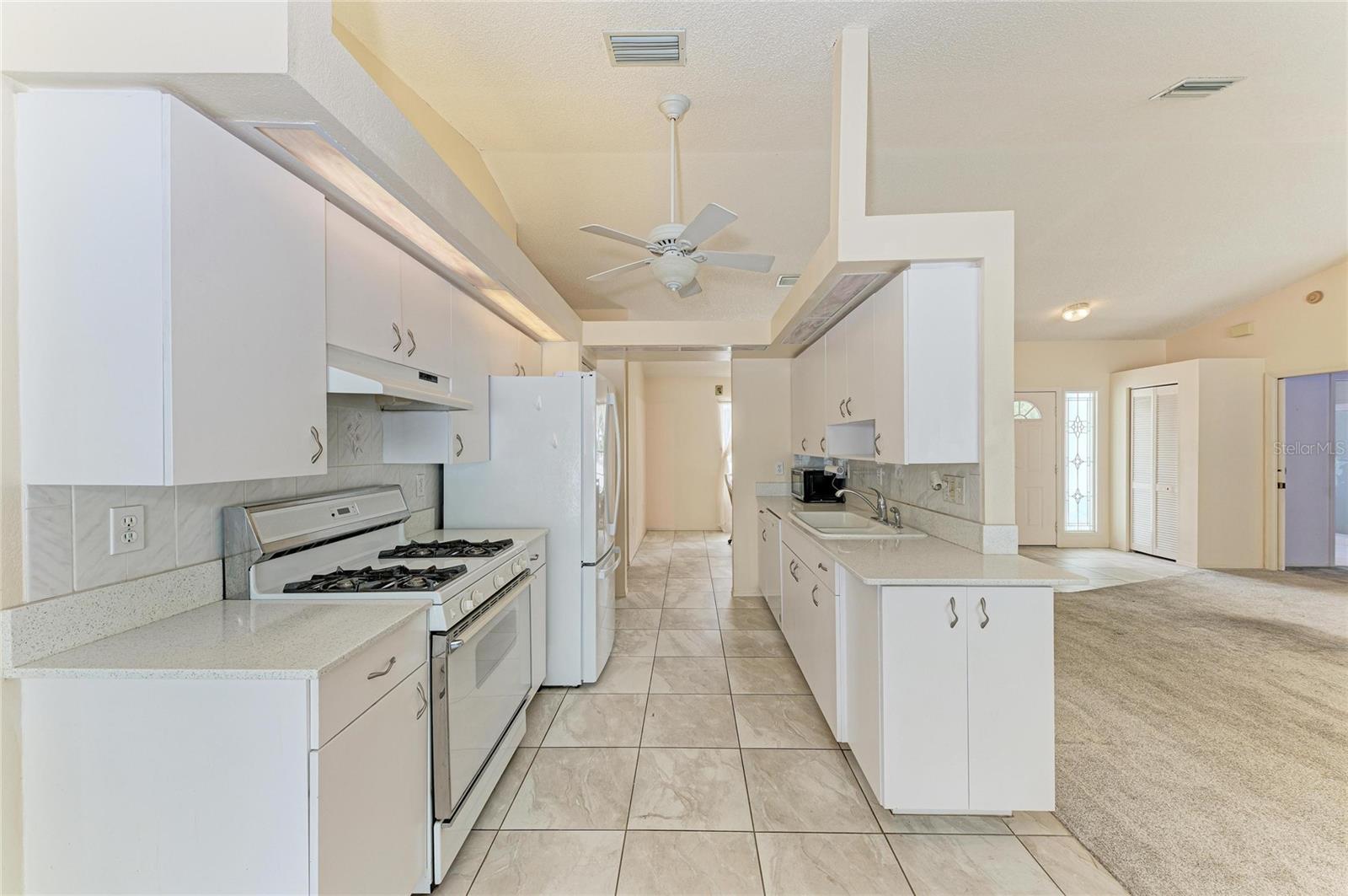 Image 13 of 40 For 4916 32nd Avenue Drive W