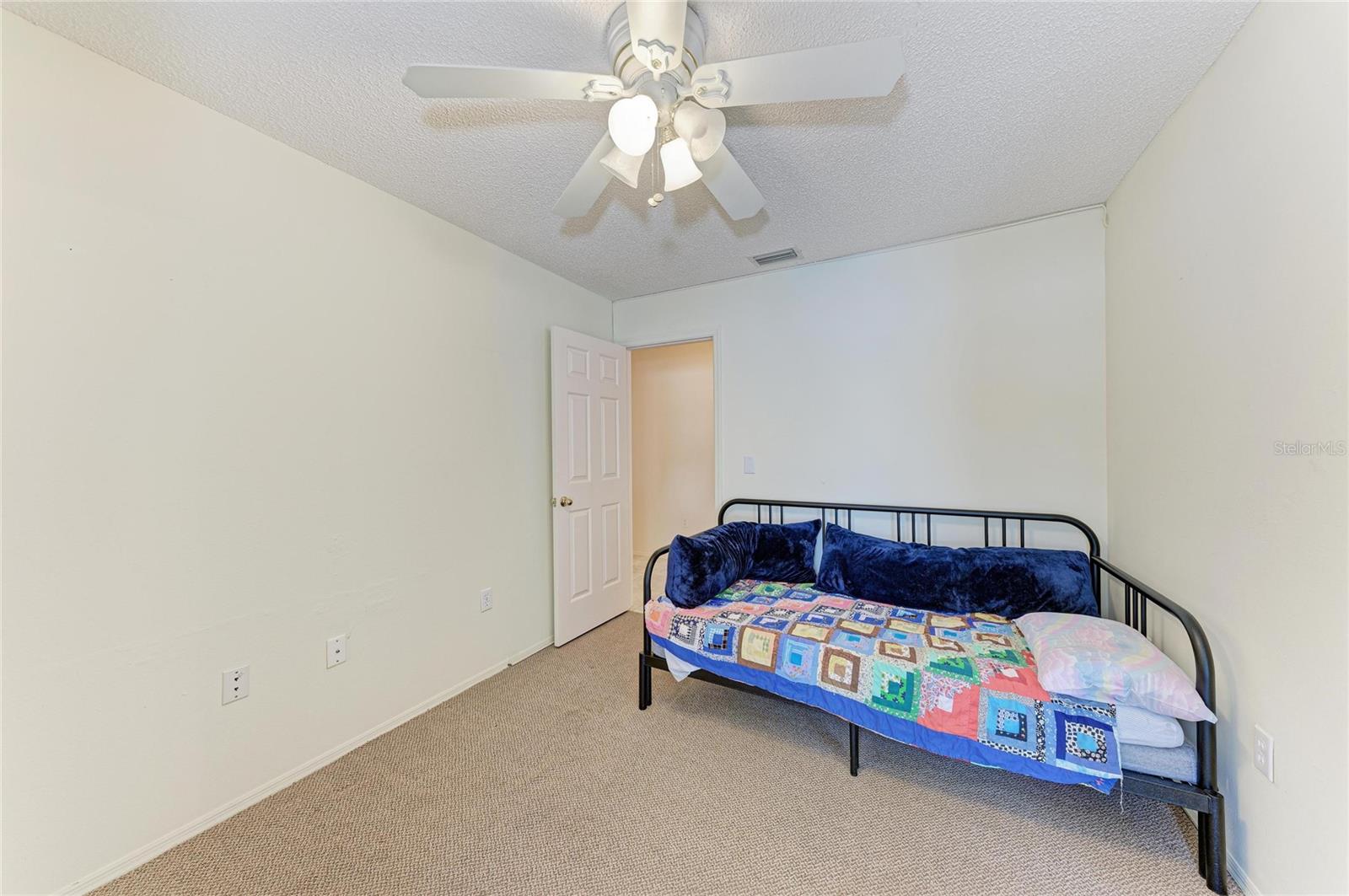 Image 27 of 40 For 4916 32nd Avenue Drive W