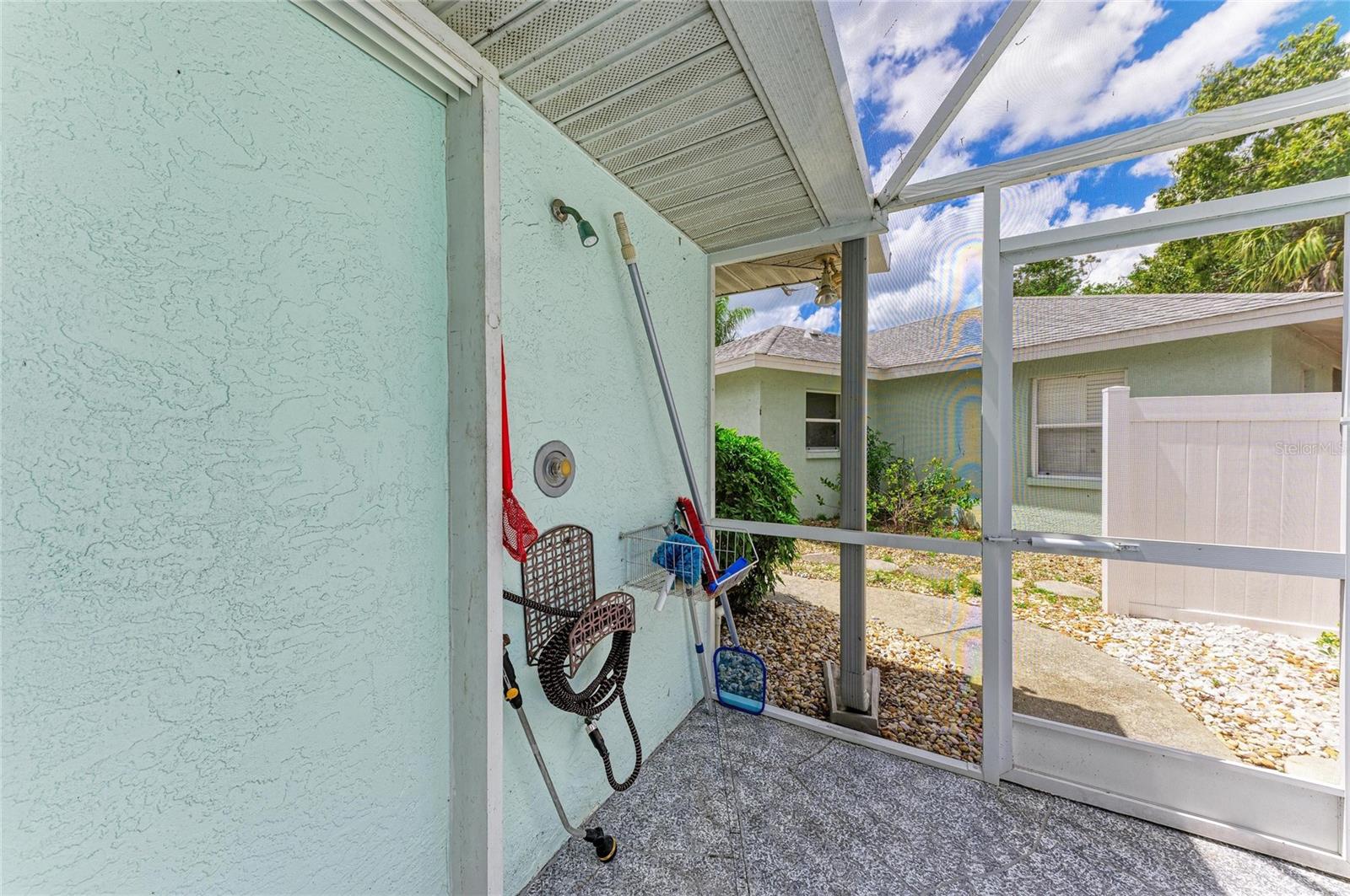 Image 33 of 40 For 4916 32nd Avenue Drive W