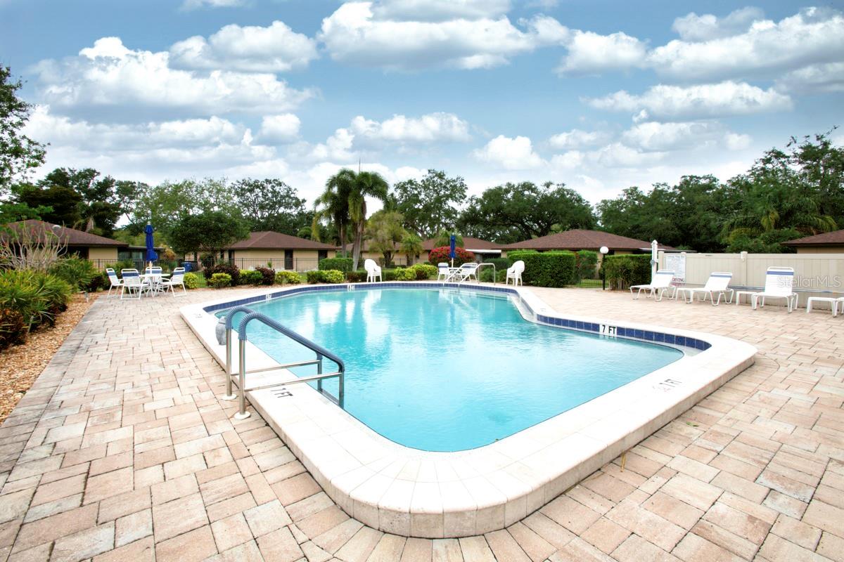 Image 12 of 48 For 6504 Heritage Lane 99