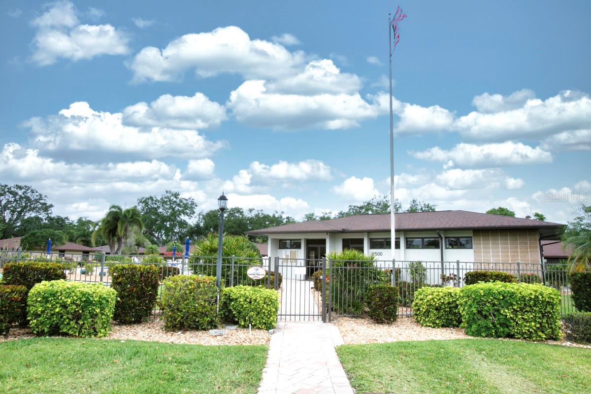 Image 14 of 48 For 6504 Heritage Lane 99