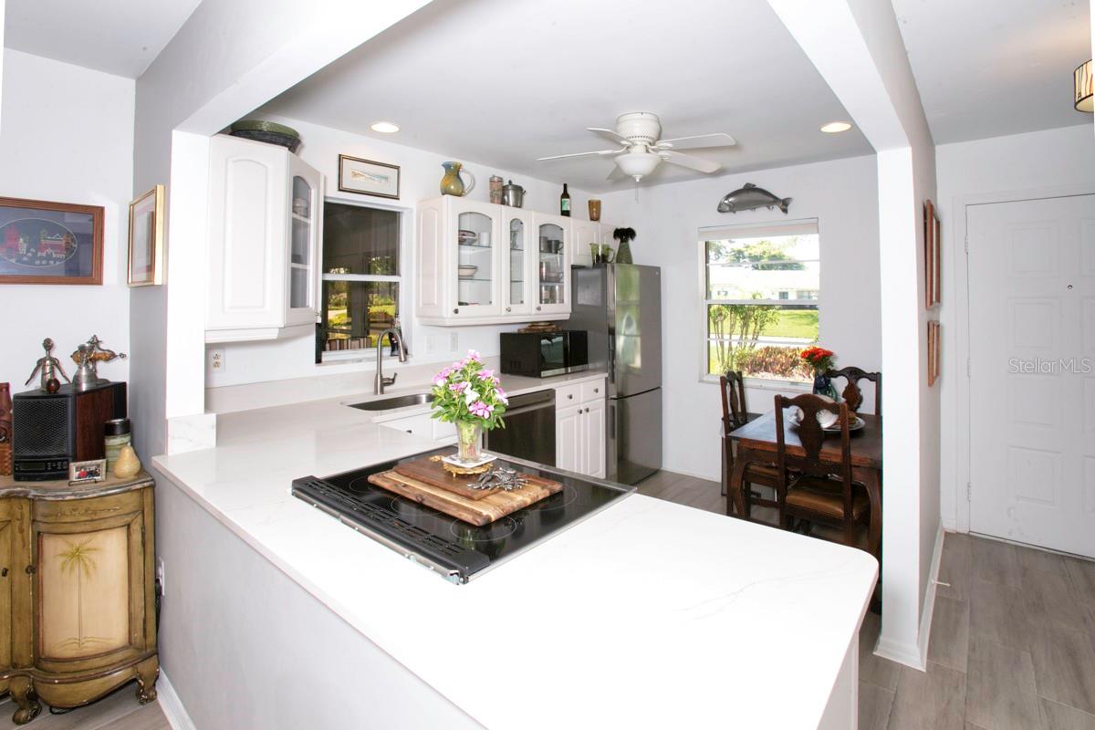 Image 46 of 48 For 6504 Heritage Lane 99