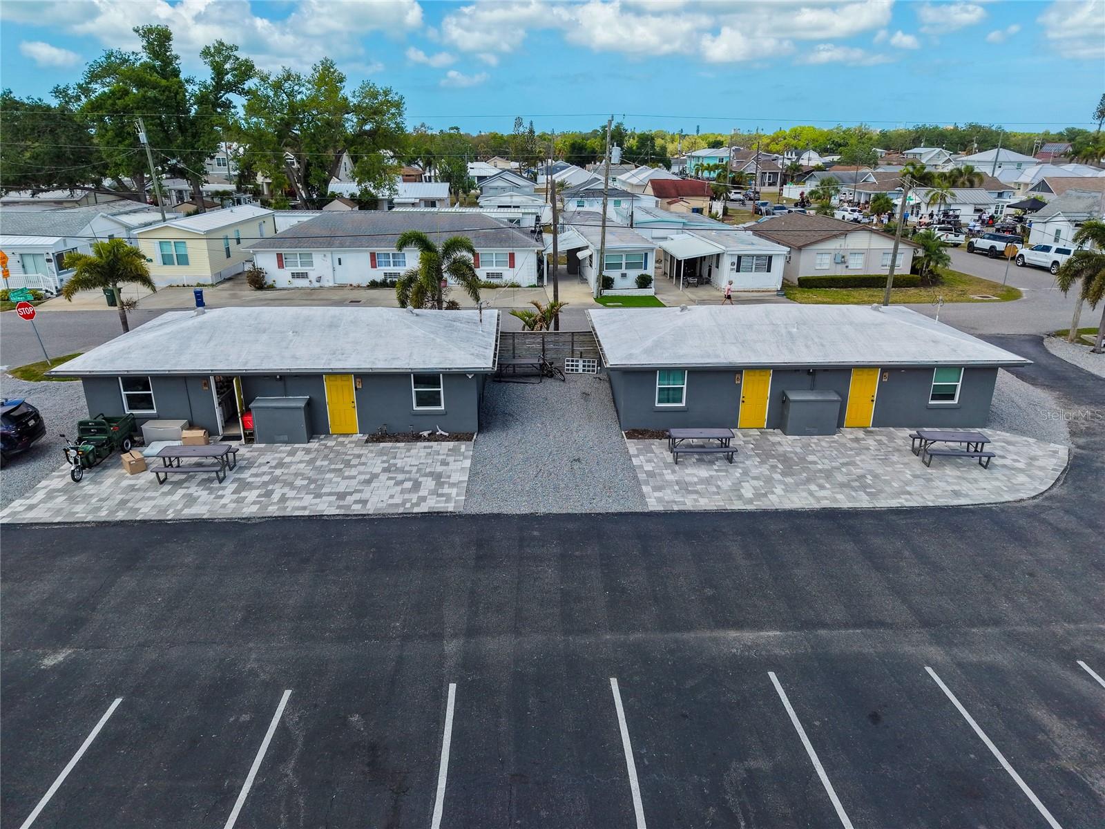 Image 3 of 8 For 3412 Clarinda Street